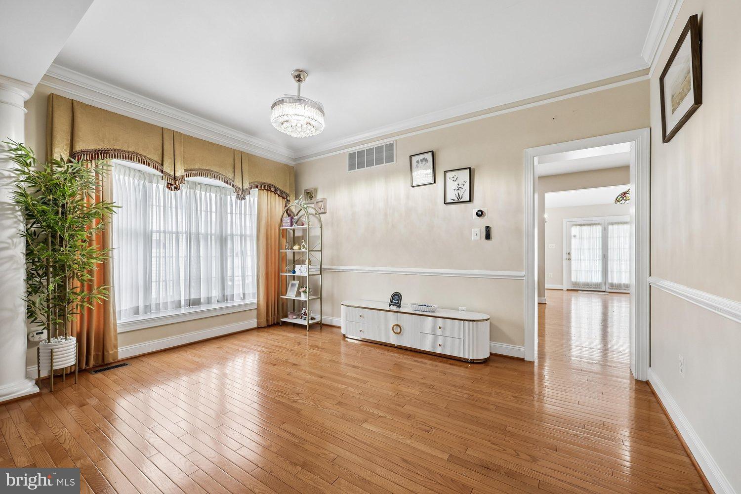 HOYLES MILL VILLAGE - Residential