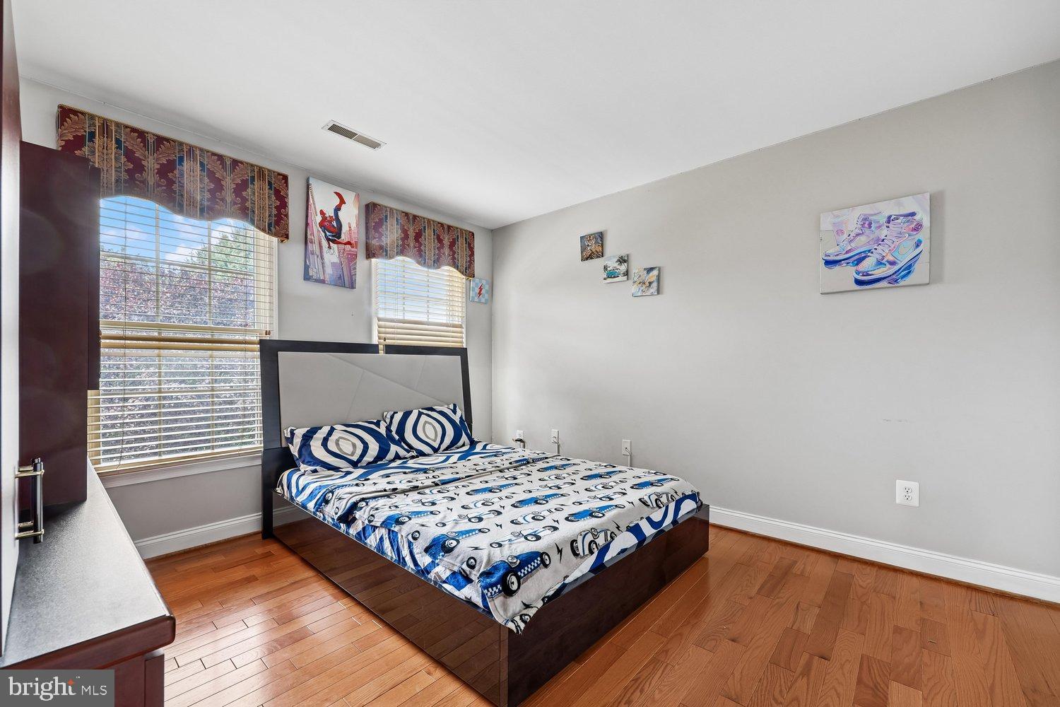 HOYLES MILL VILLAGE - Residential
