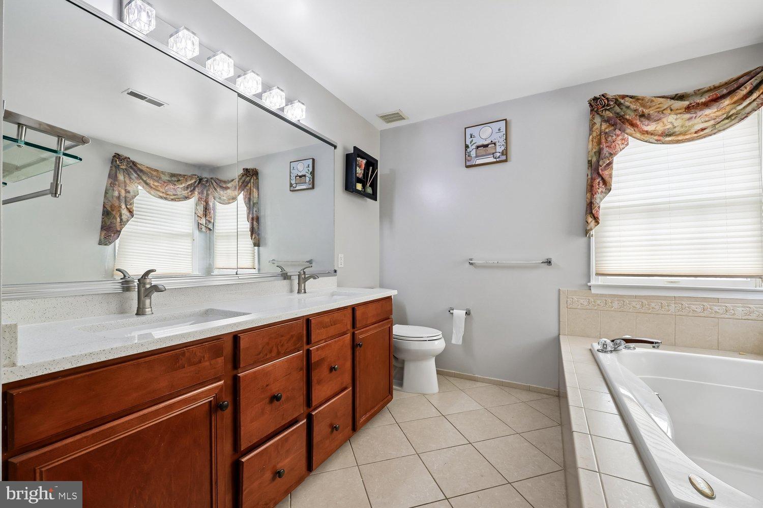 HOYLES MILL VILLAGE - Residential