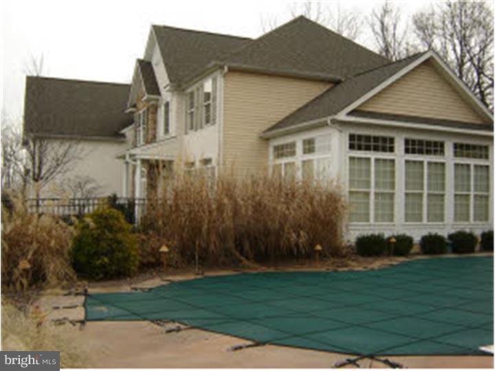 BROOKFIELD MANOR - Residential