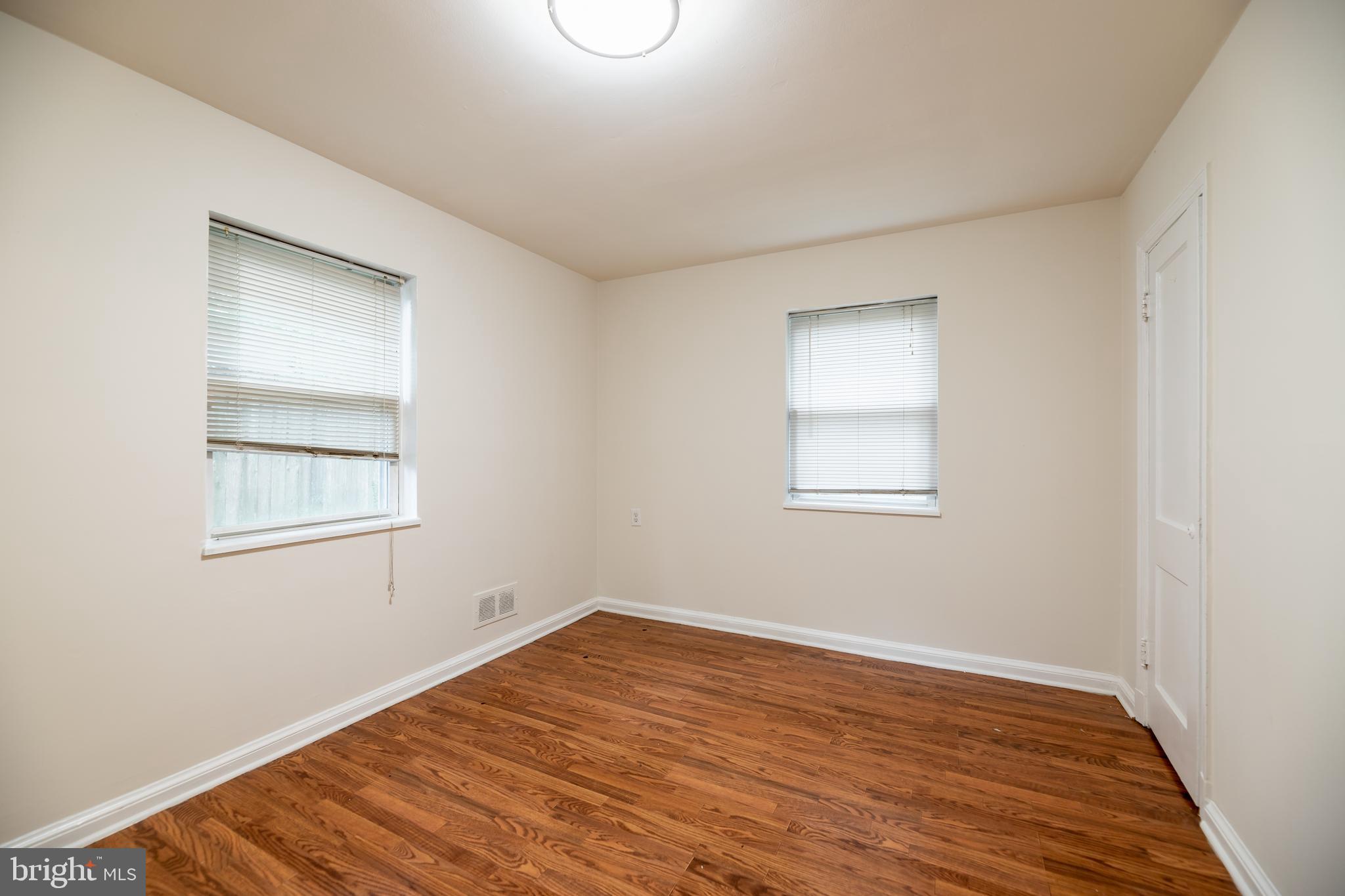 CHESTNUT RIDGE MANOR - Residential