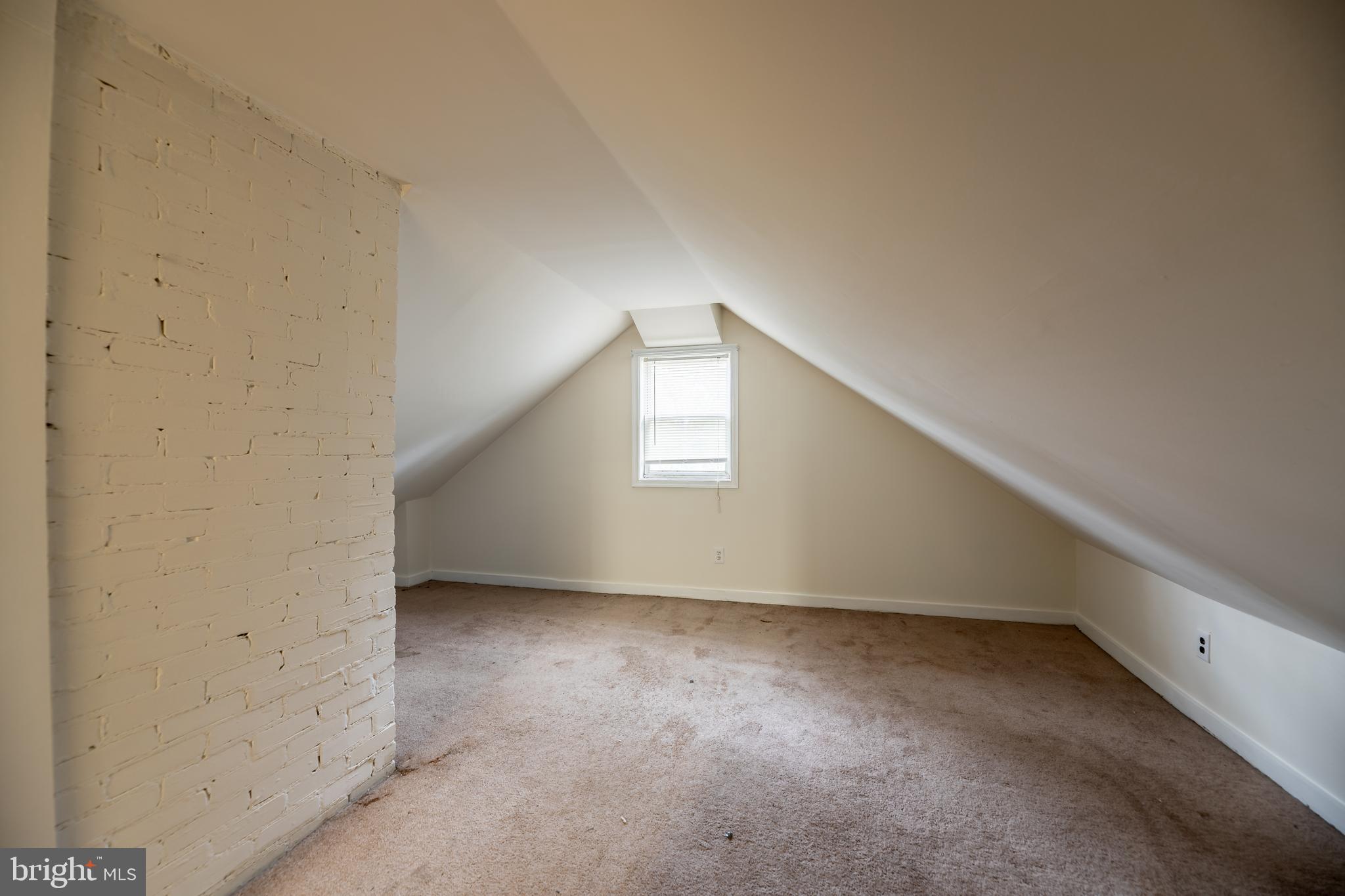 CHESTNUT RIDGE MANOR - Residential