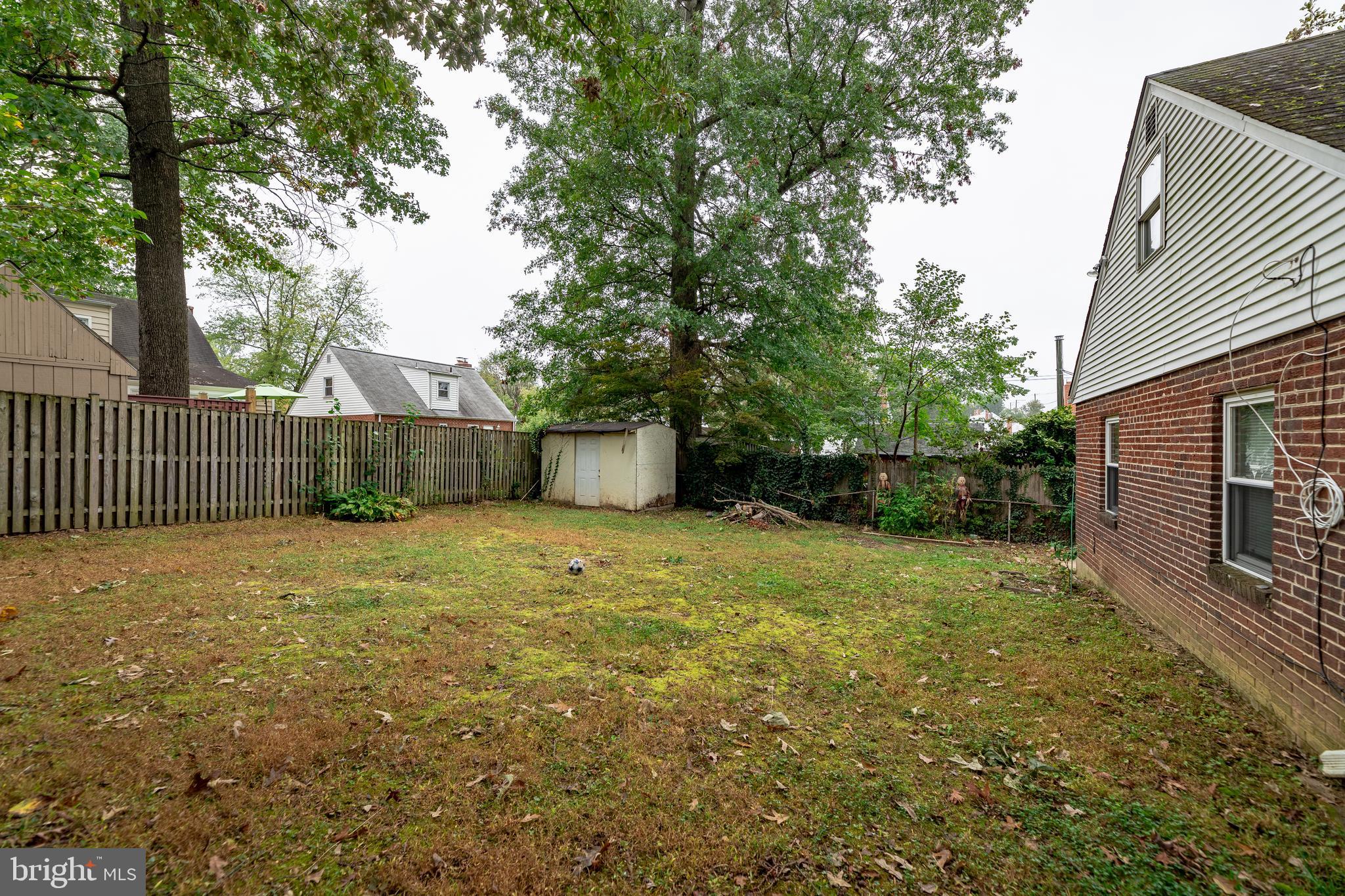 CHESTNUT RIDGE MANOR - Residential