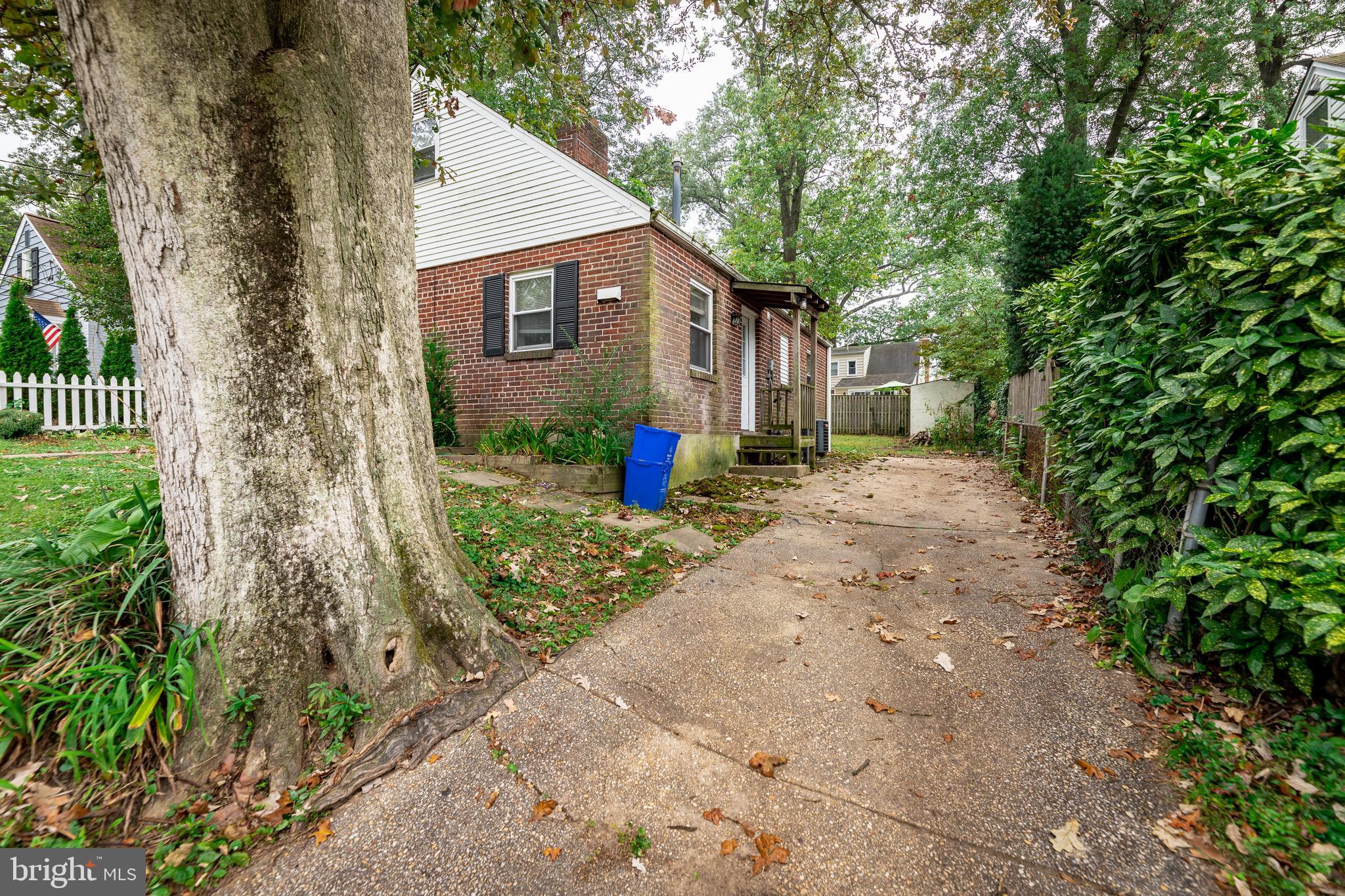 CHESTNUT RIDGE MANOR - Residential