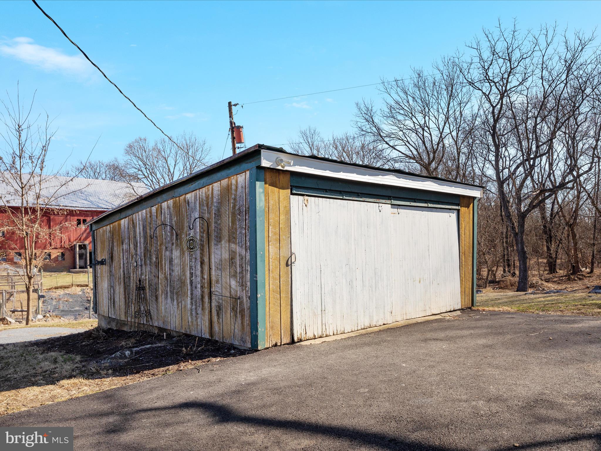 POTOMAC RIVER FARMS - Residential