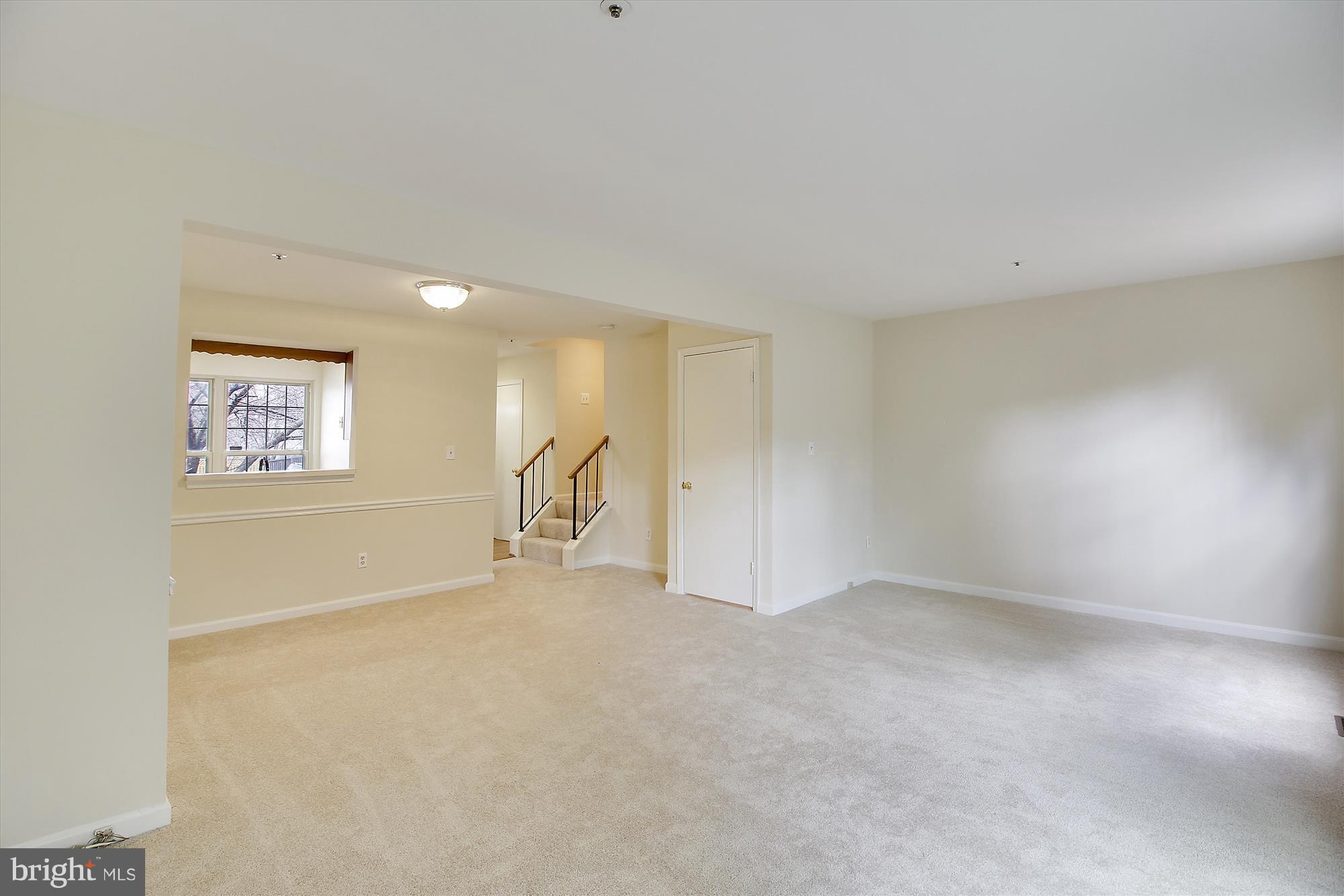 FLOWER HILL - Residential