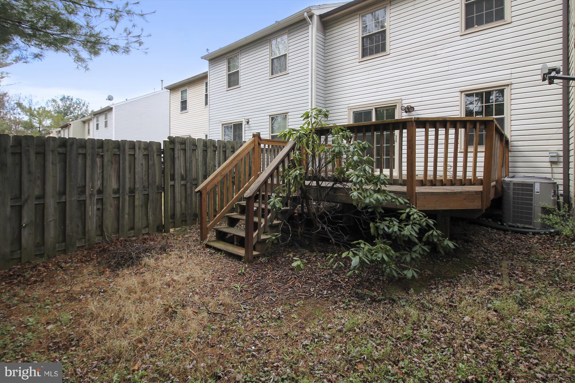 FLOWER HILL - Residential