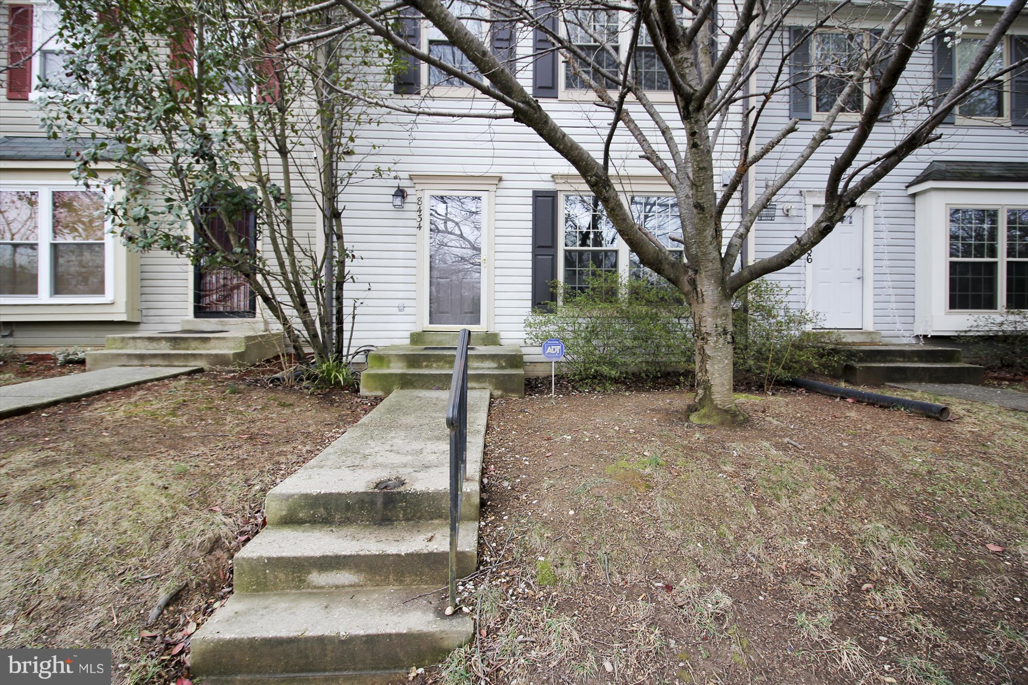 FLOWER HILL - Residential