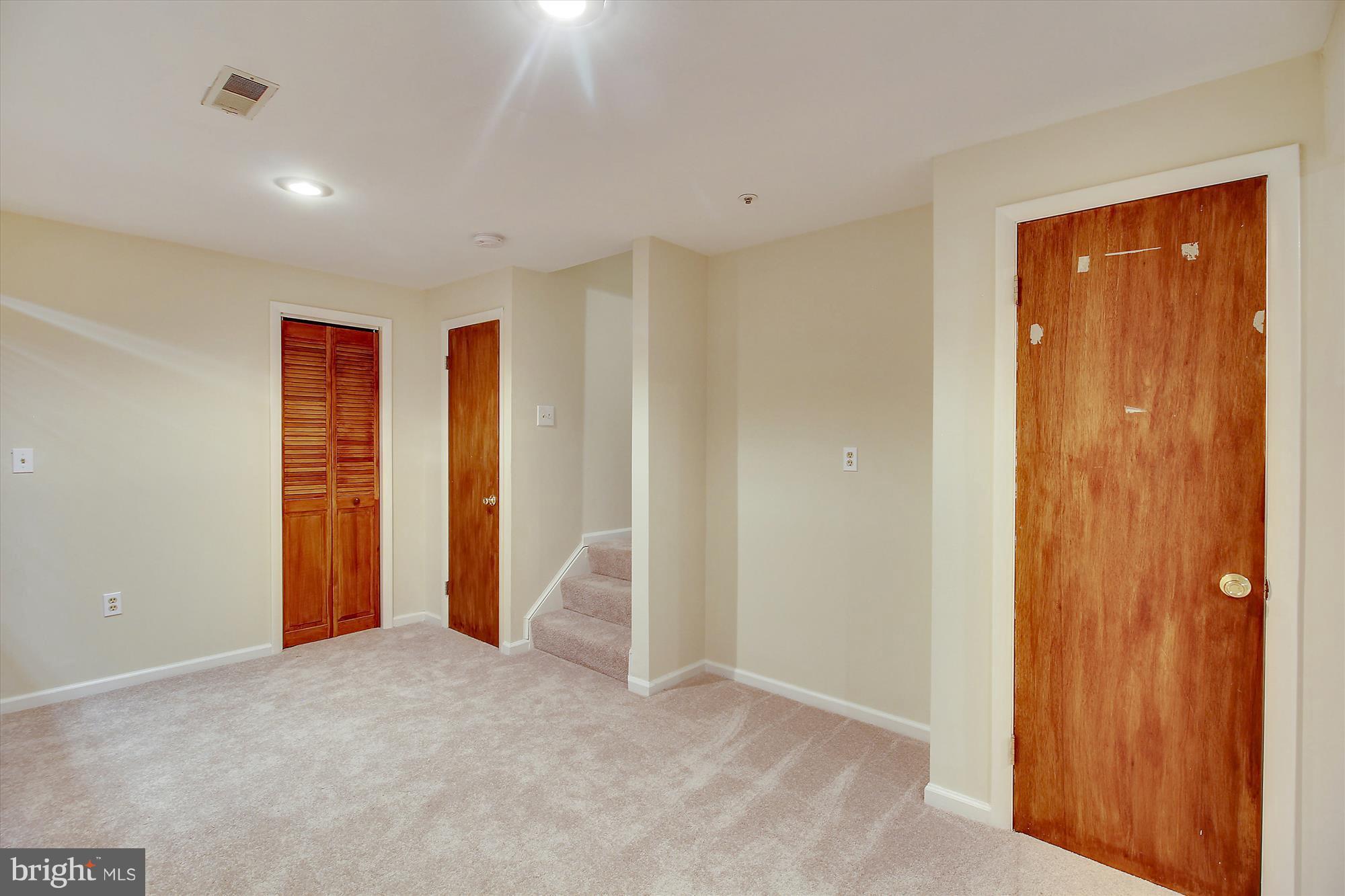 FLOWER HILL - Residential