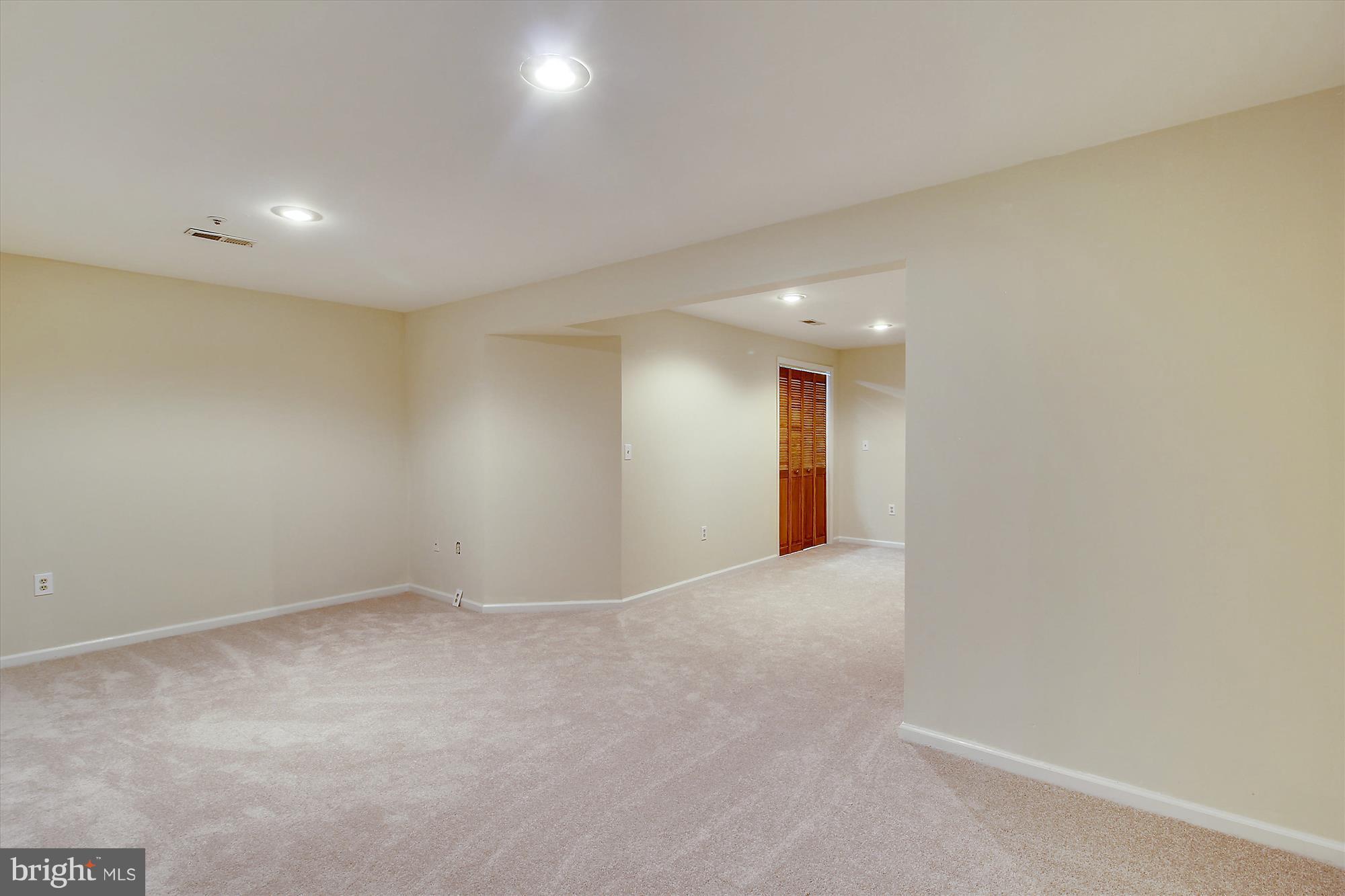 FLOWER HILL - Residential