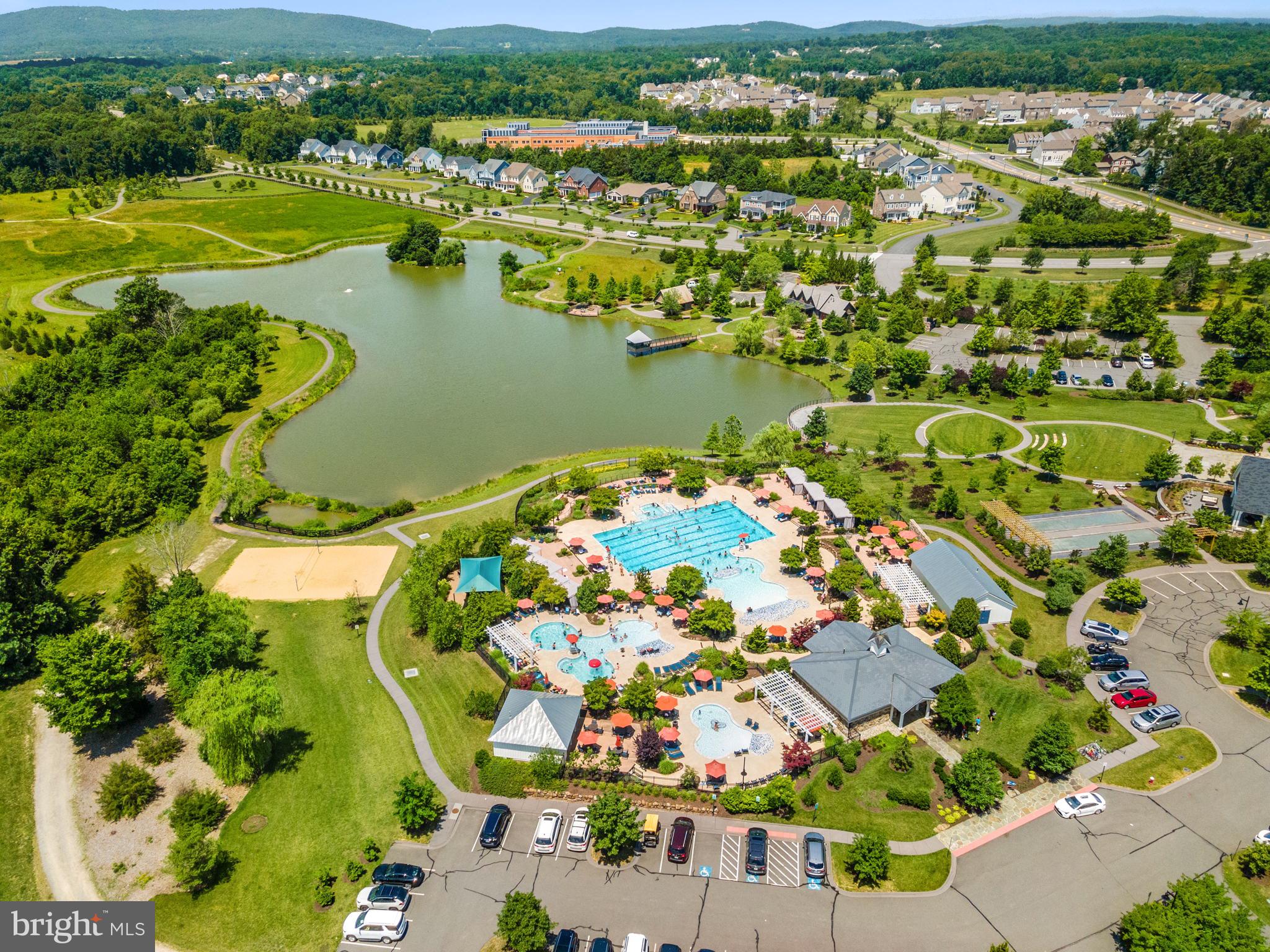 GROVE AT WILLOWSFORD - Residential