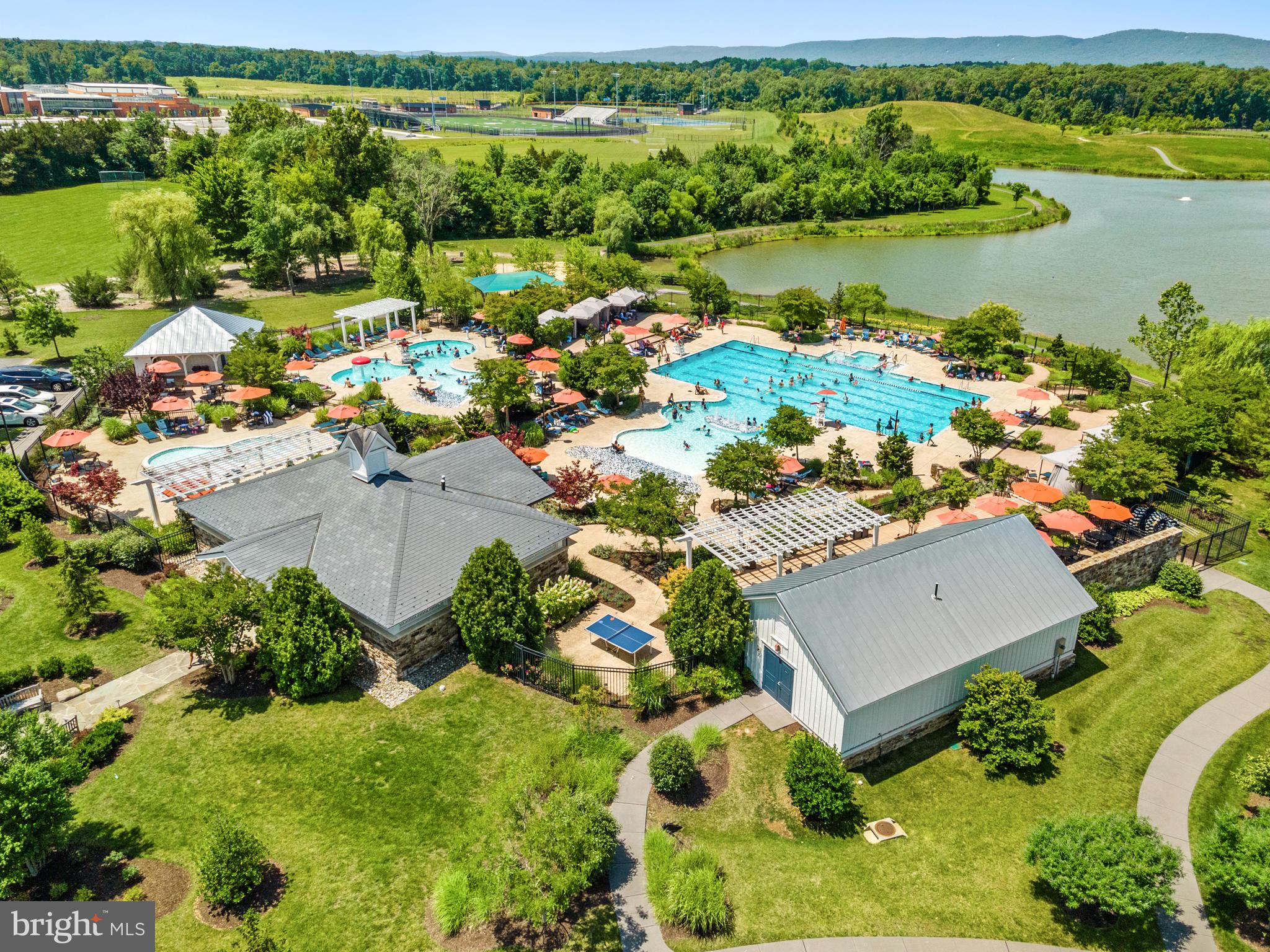 GROVE AT WILLOWSFORD - Residential