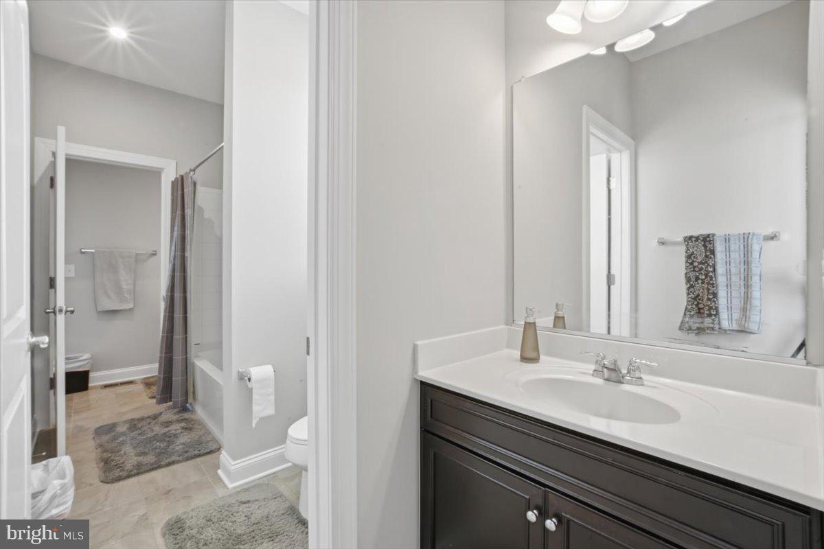 GROVE AT WILLOWSFORD - Residential