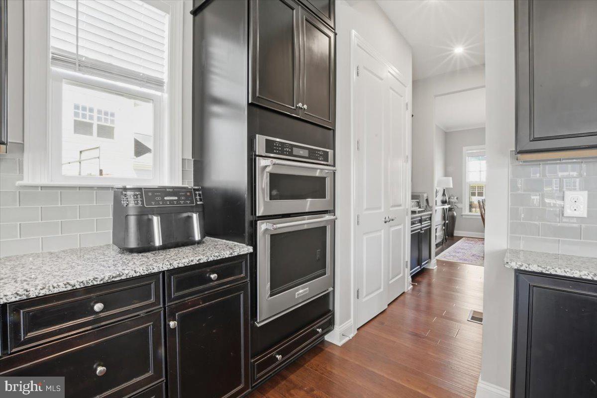GROVE AT WILLOWSFORD - Residential