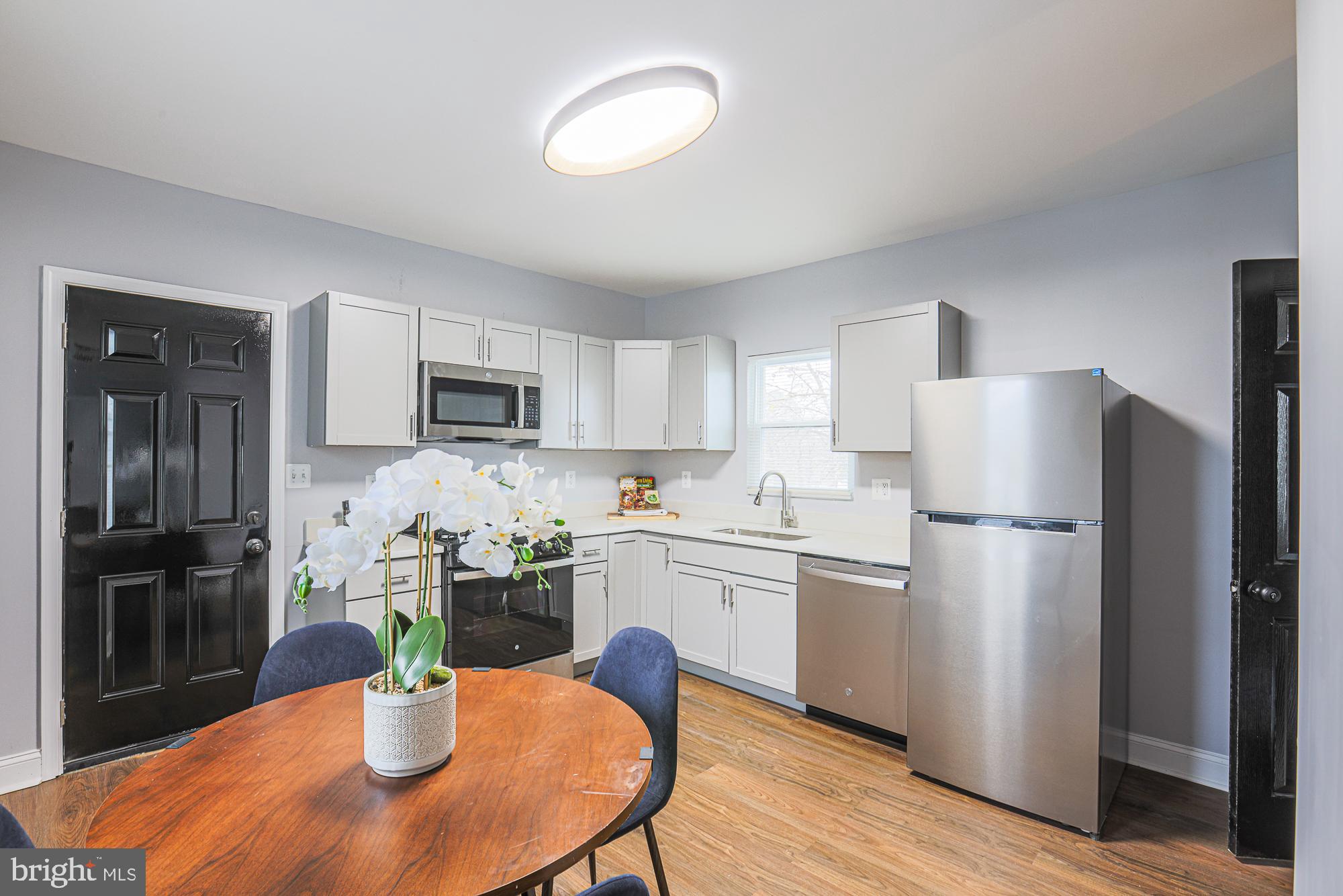 KENWOOD - Residential