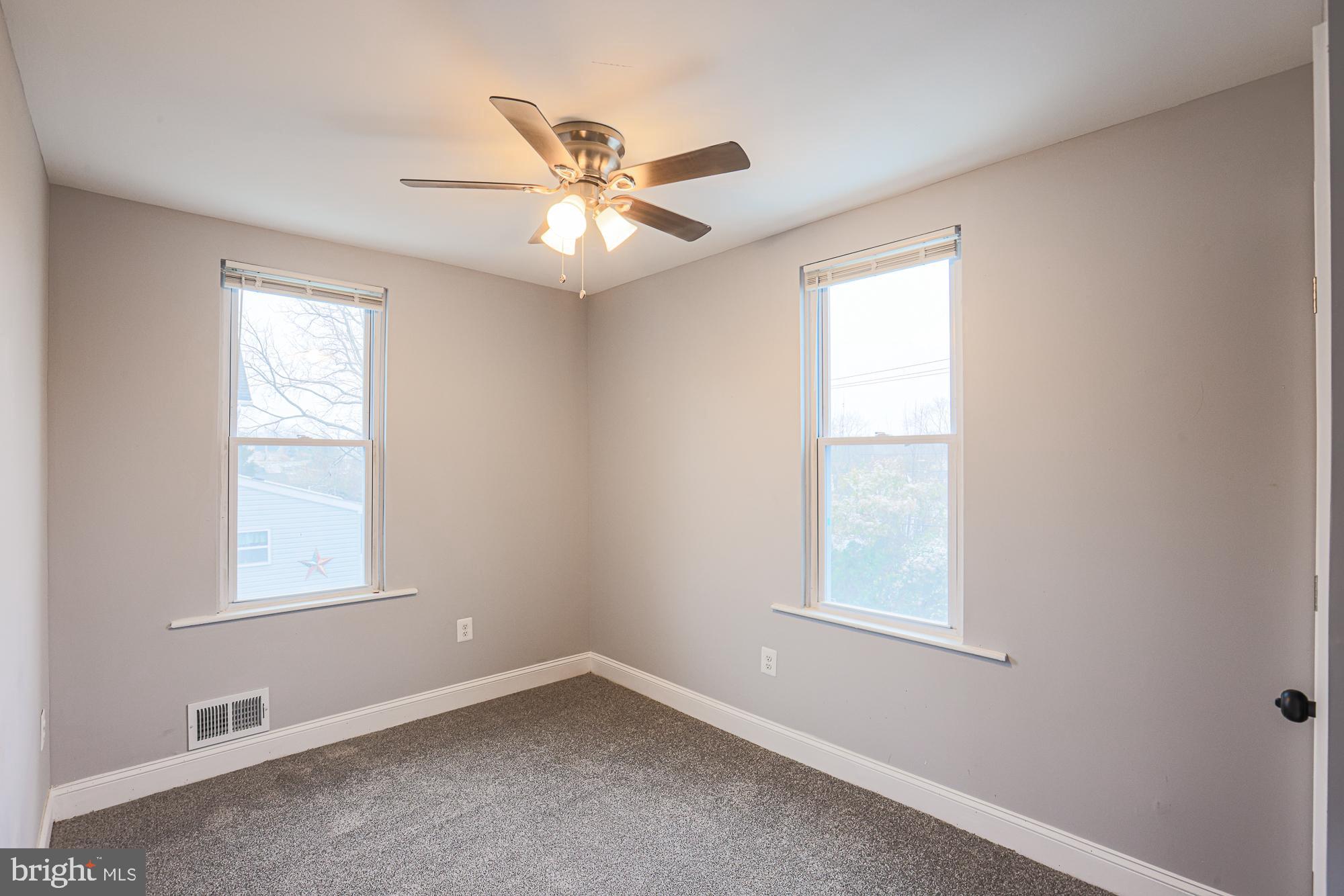 KENWOOD - Residential
