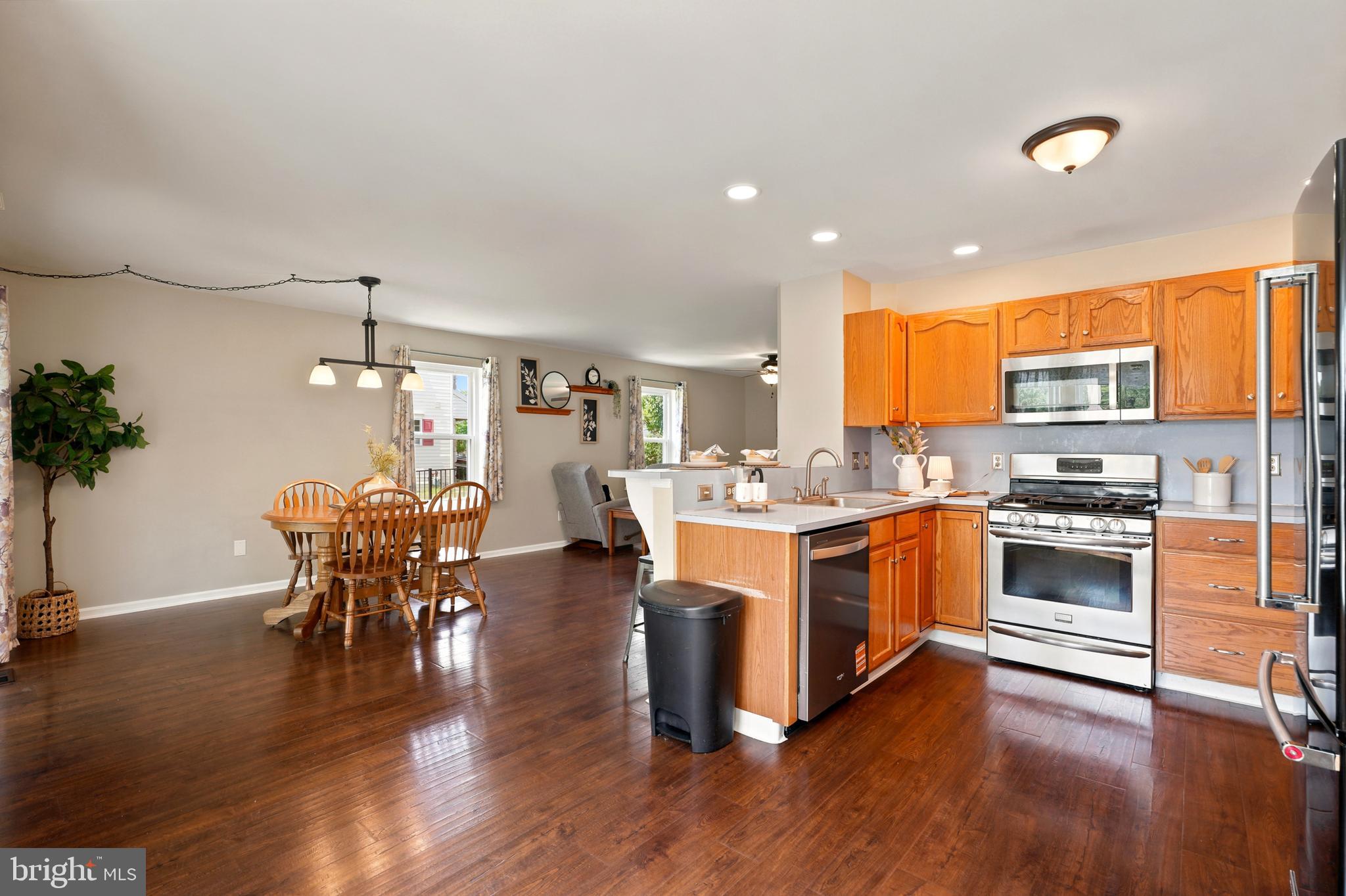 BANBURY CROSSING - Residential