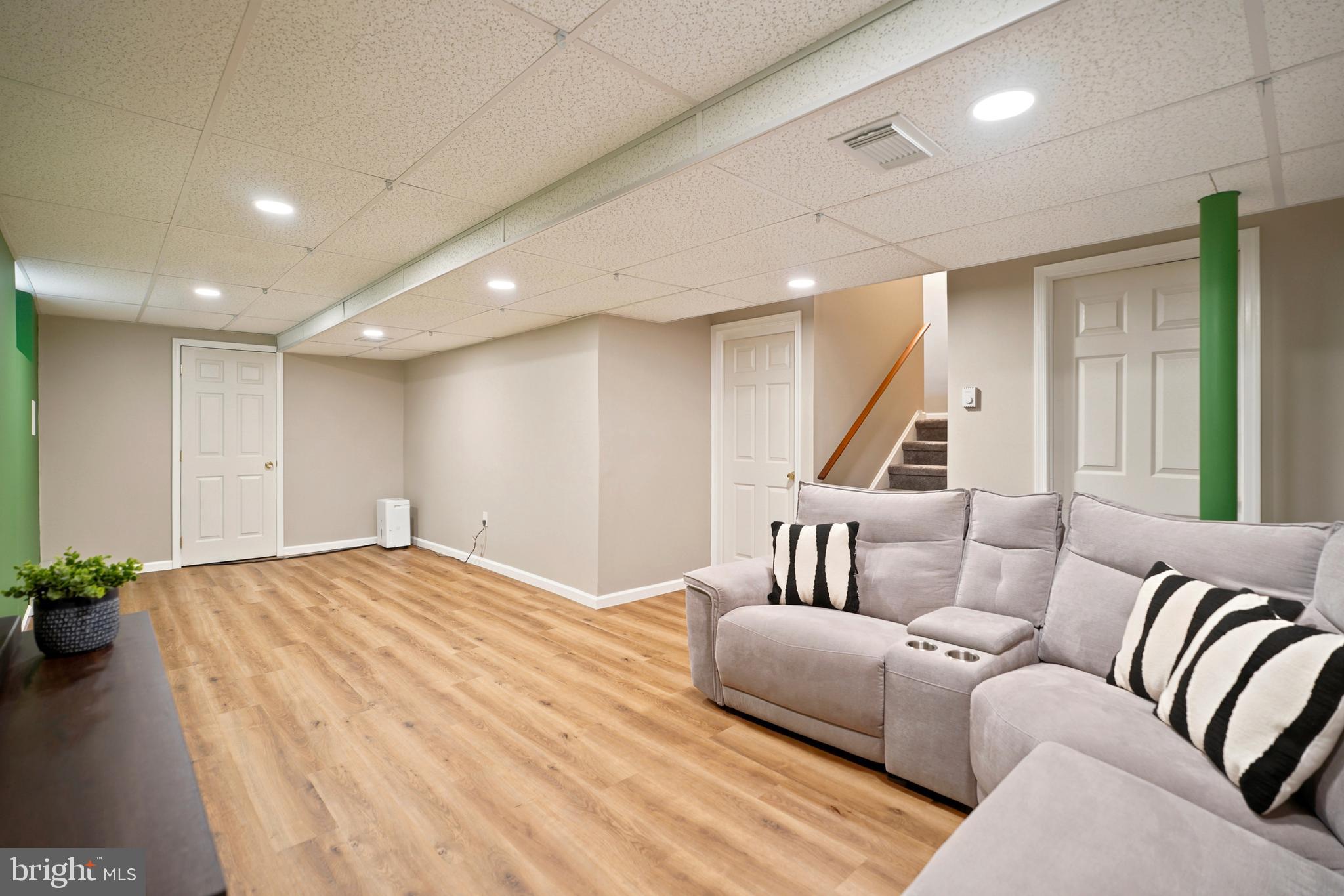 BANBURY CROSSING - Residential
