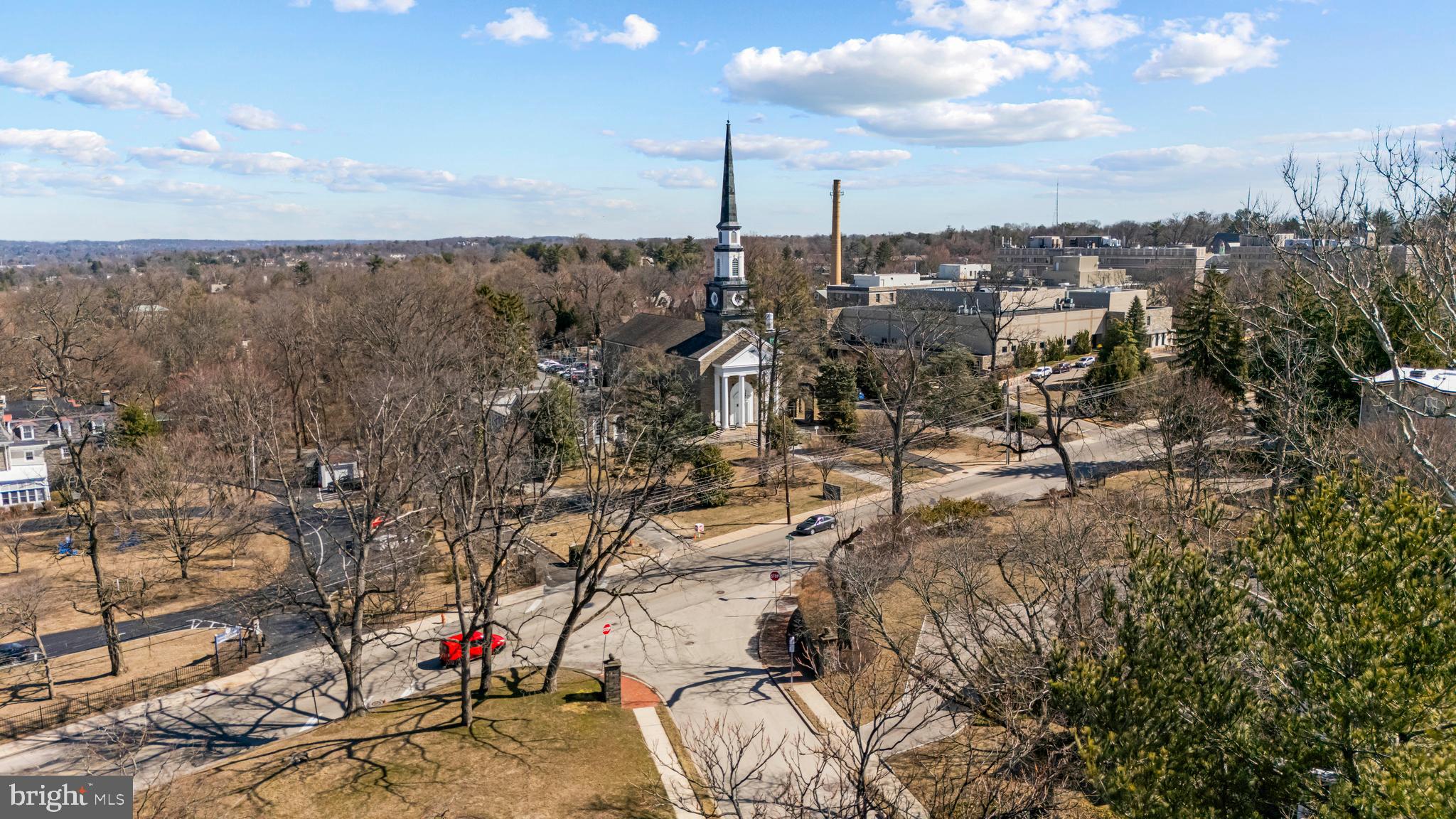 CHESTNUT HILL - Residential