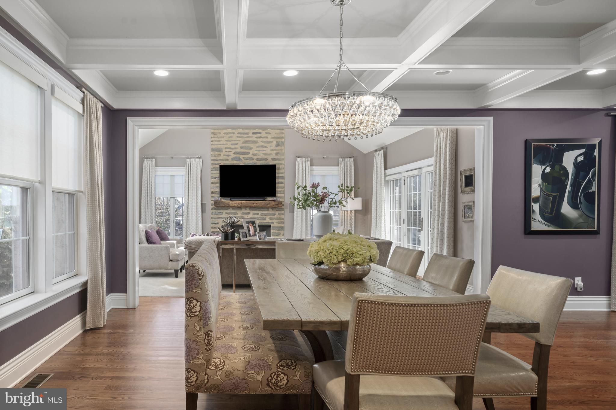 CHESTNUT HILL - Residential