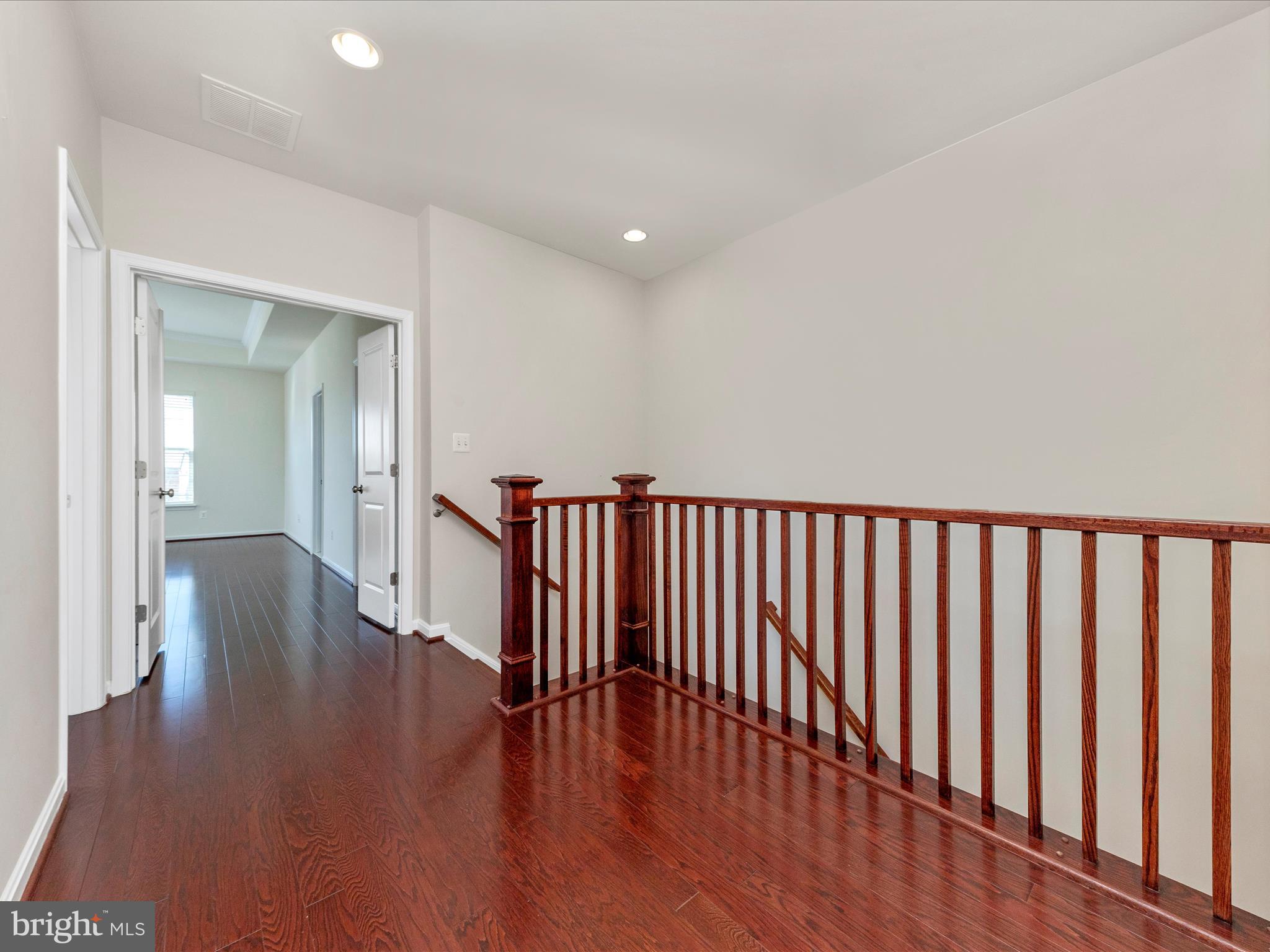 BRAMBLETON - Residential