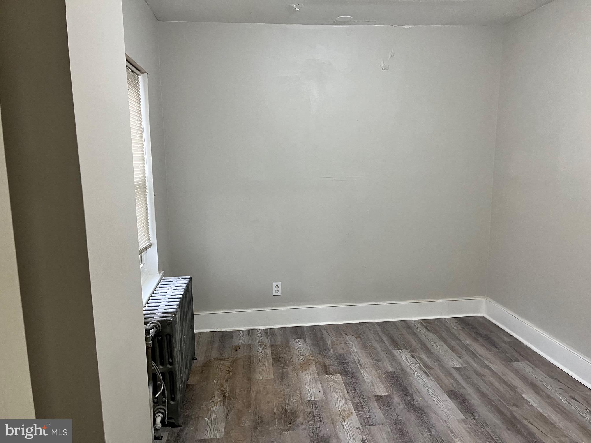 NORRISTOWN - Residential