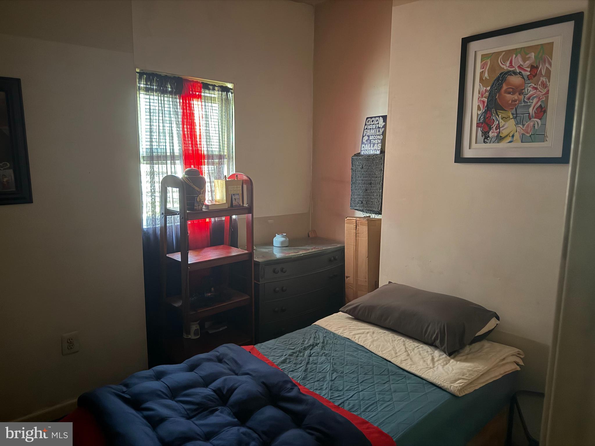 NORRISTOWN - Residential