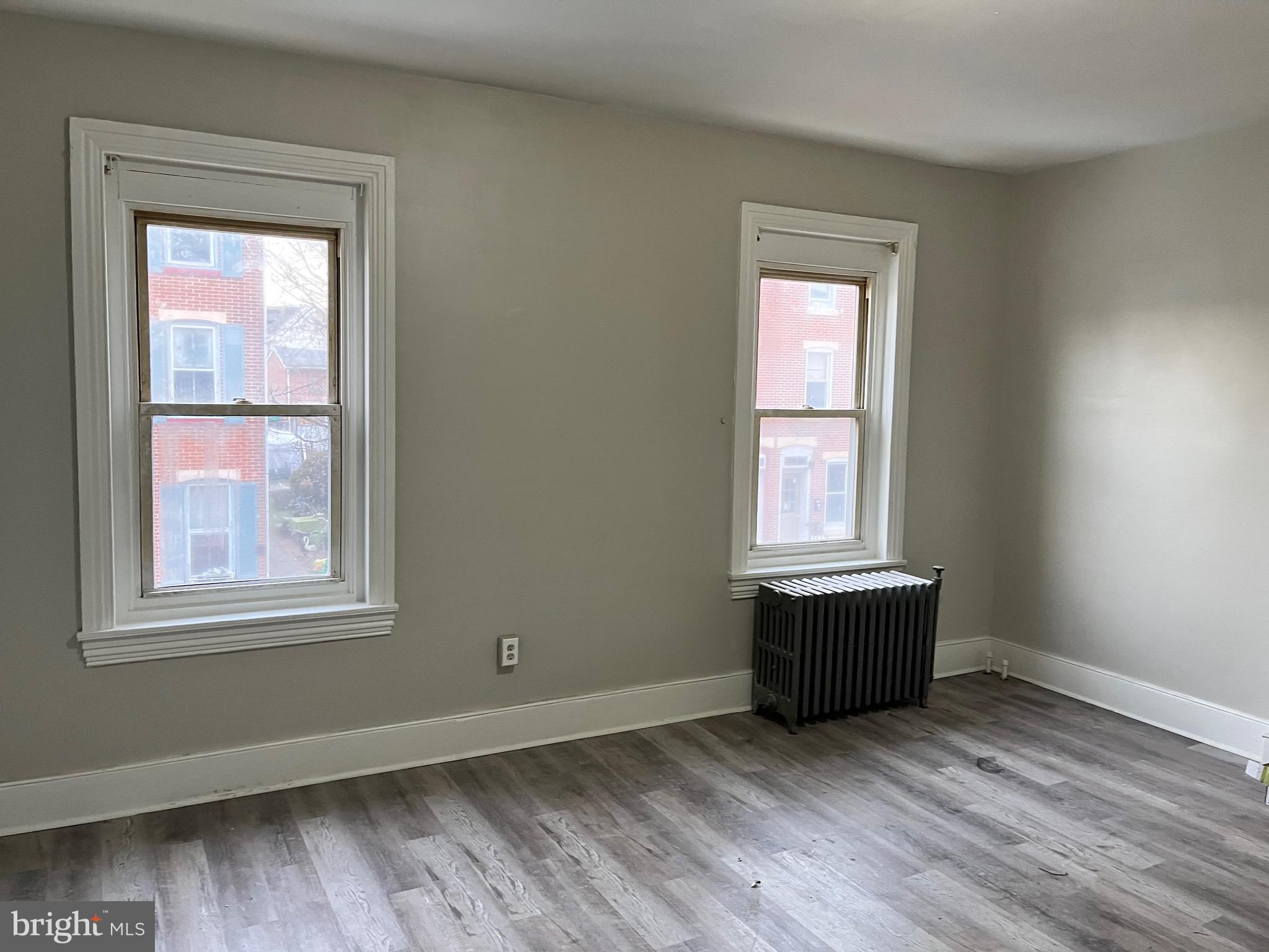 NORRISTOWN - Residential