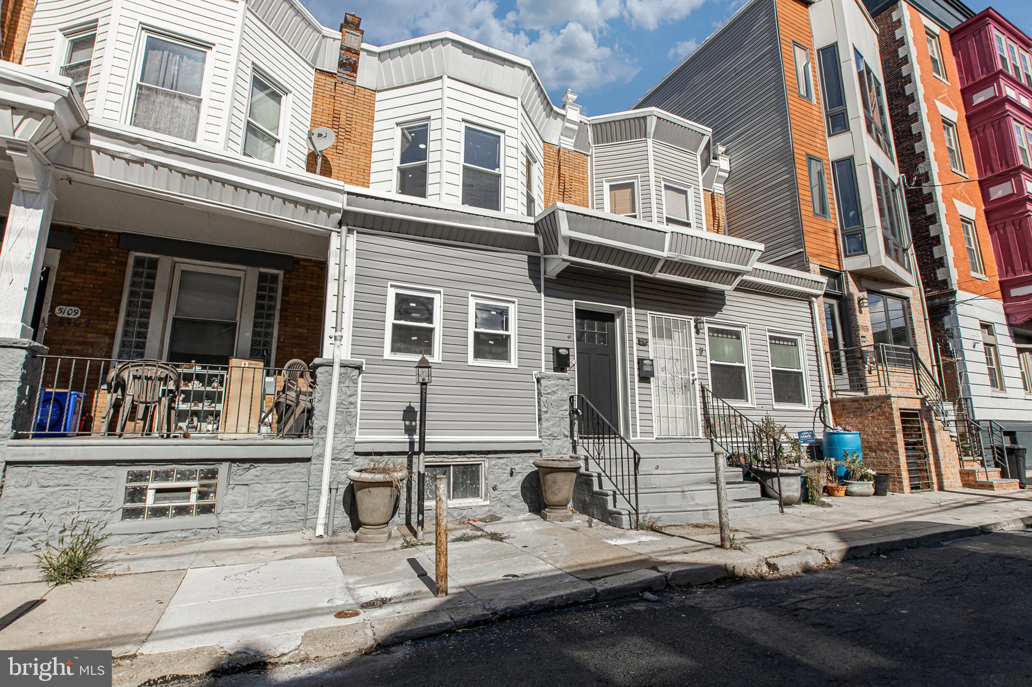 WALNUT HILL - Residential