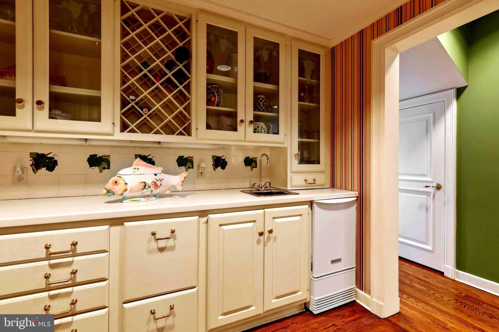 GREENSPRING - Residential