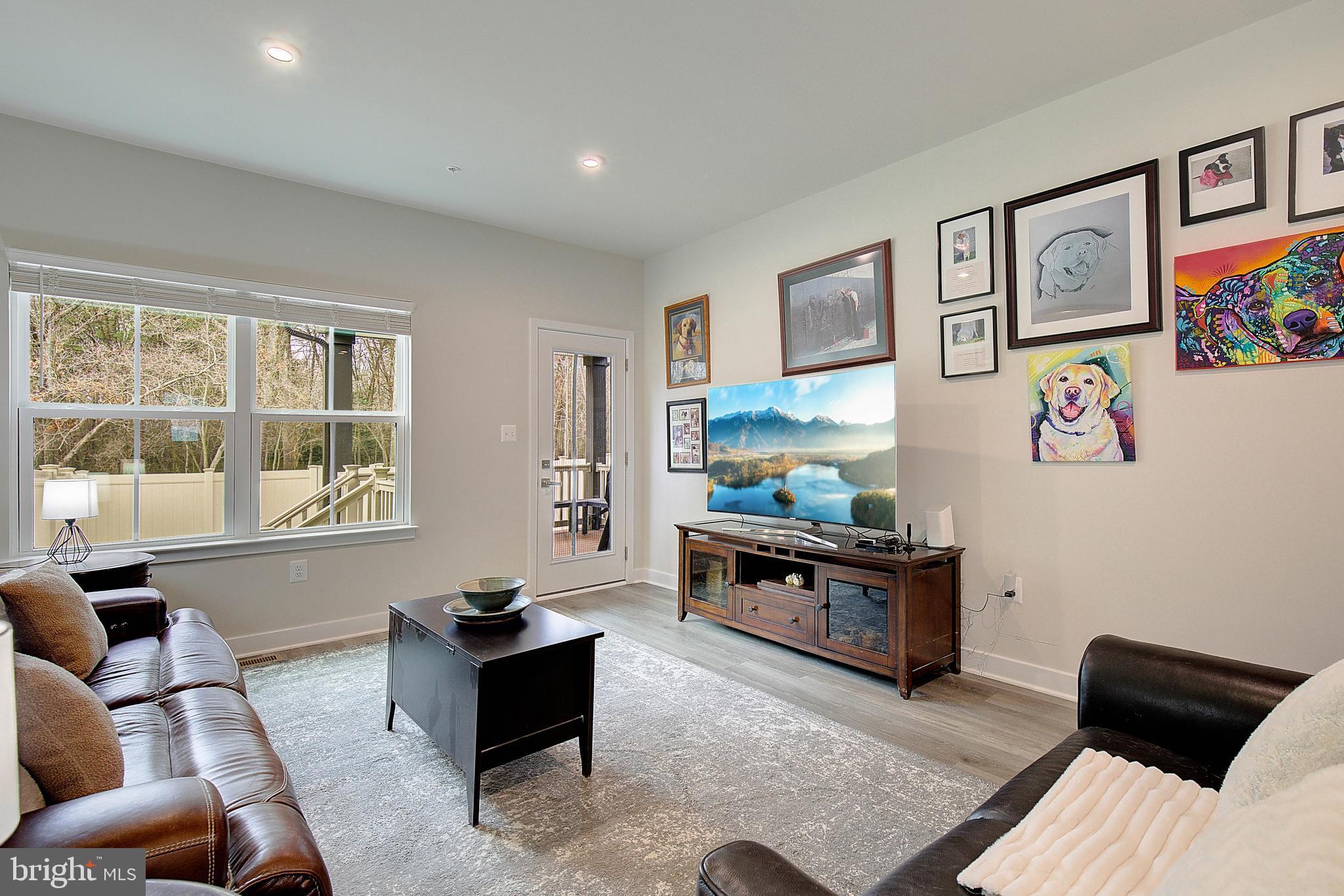 TANYARD SHORES - Residential