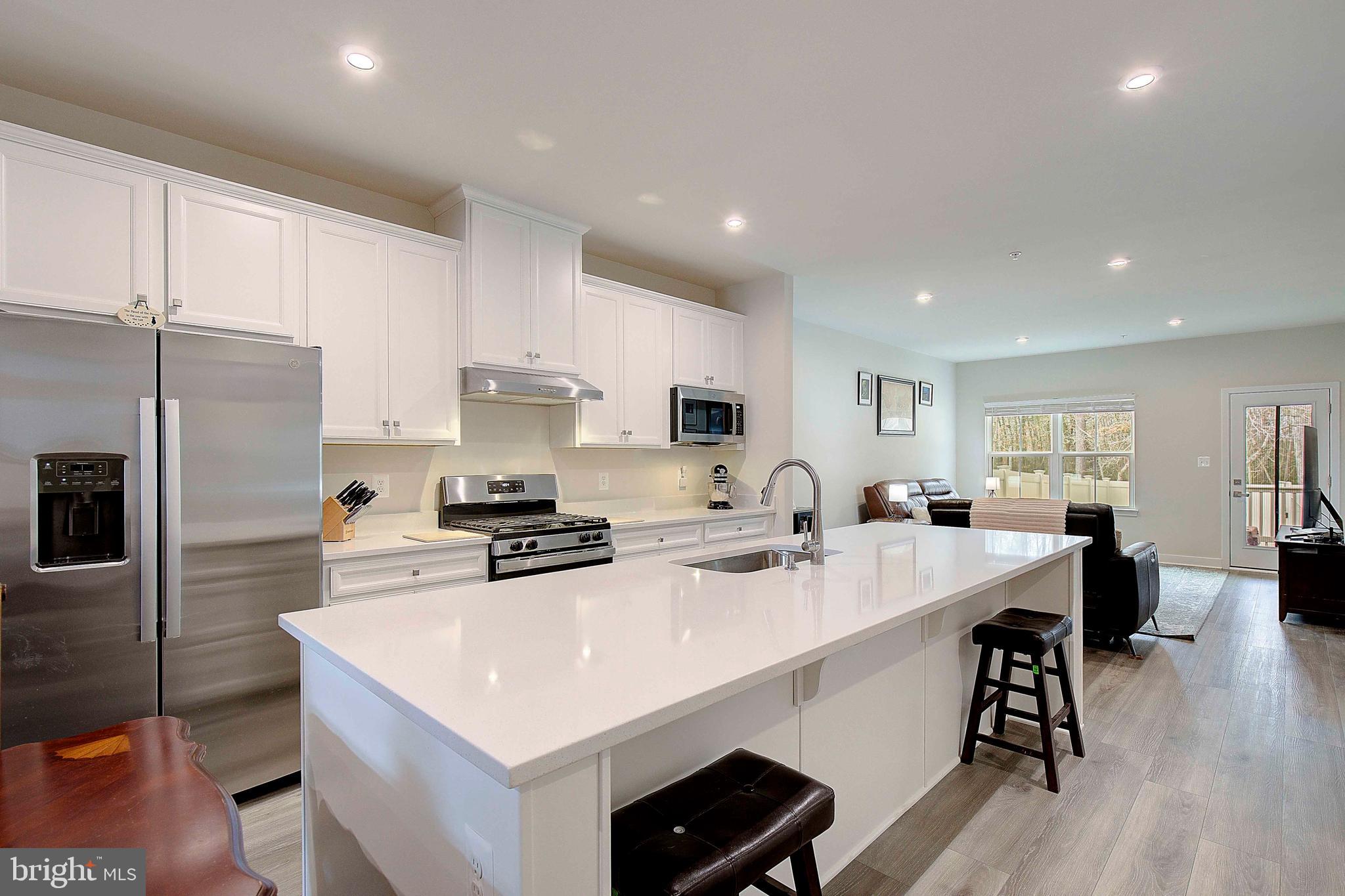TANYARD SHORES - Residential