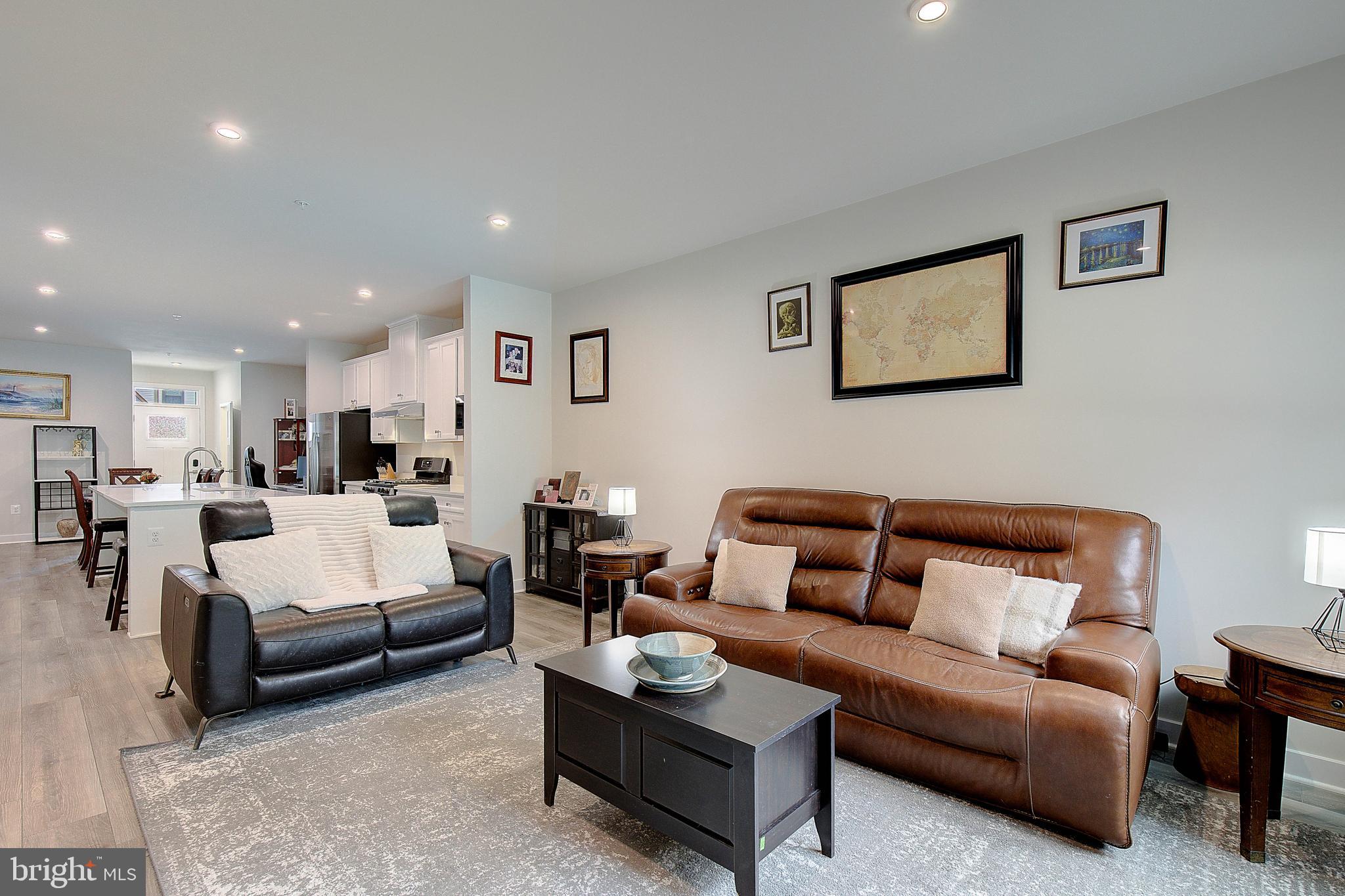 TANYARD SHORES - Residential