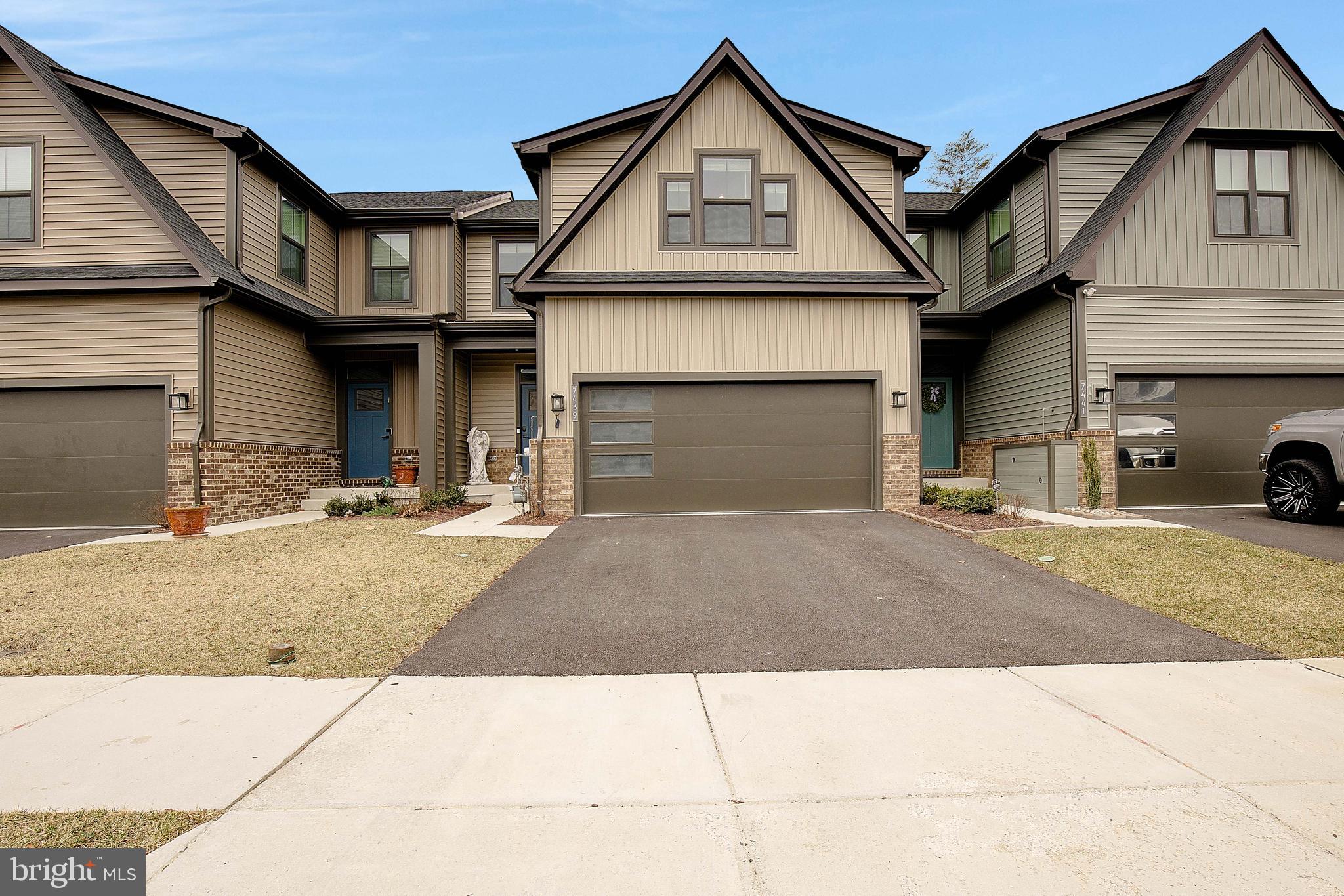 TANYARD SHORES - Residential
