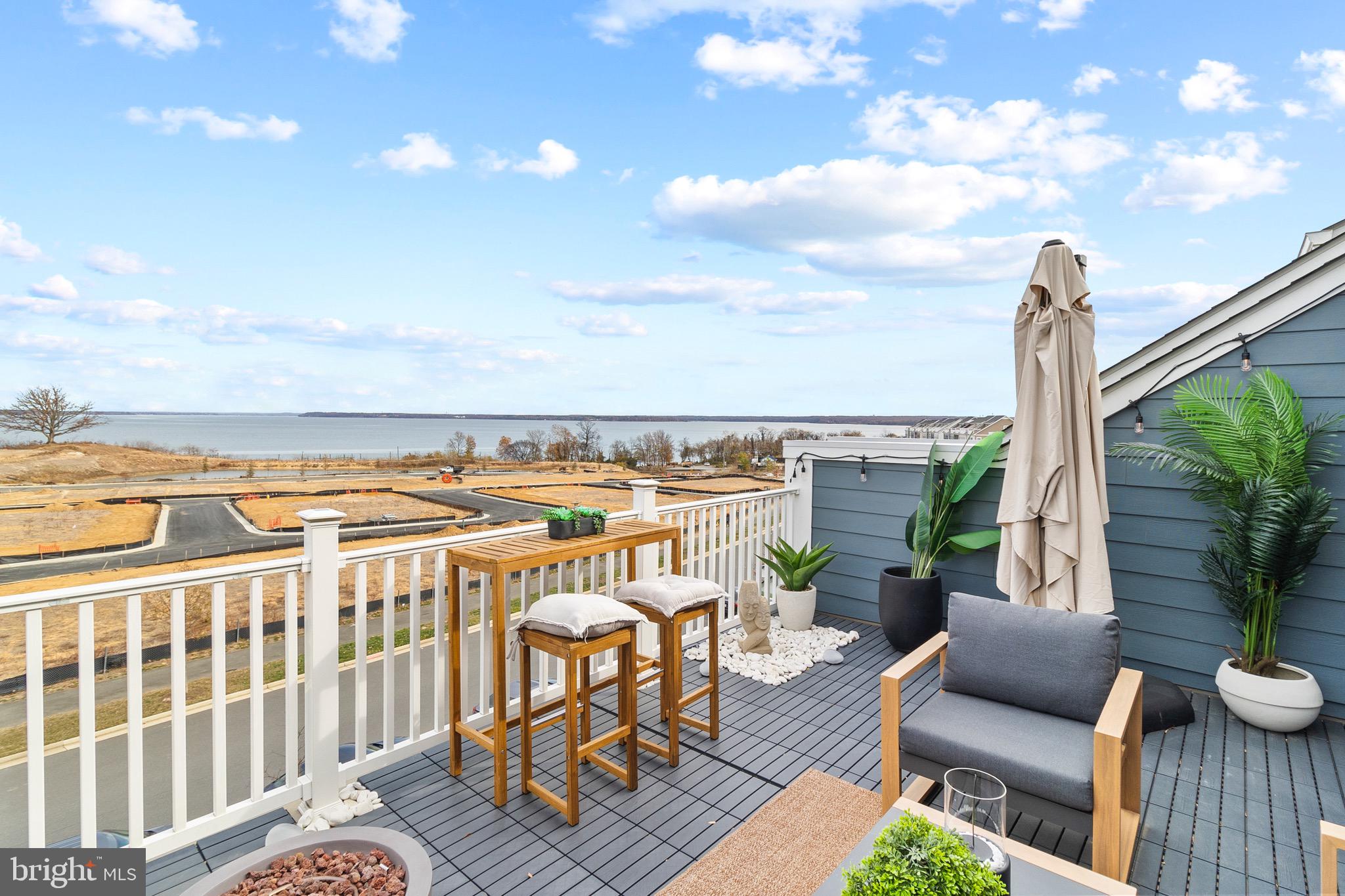 POTOMAC SHORES - Residential