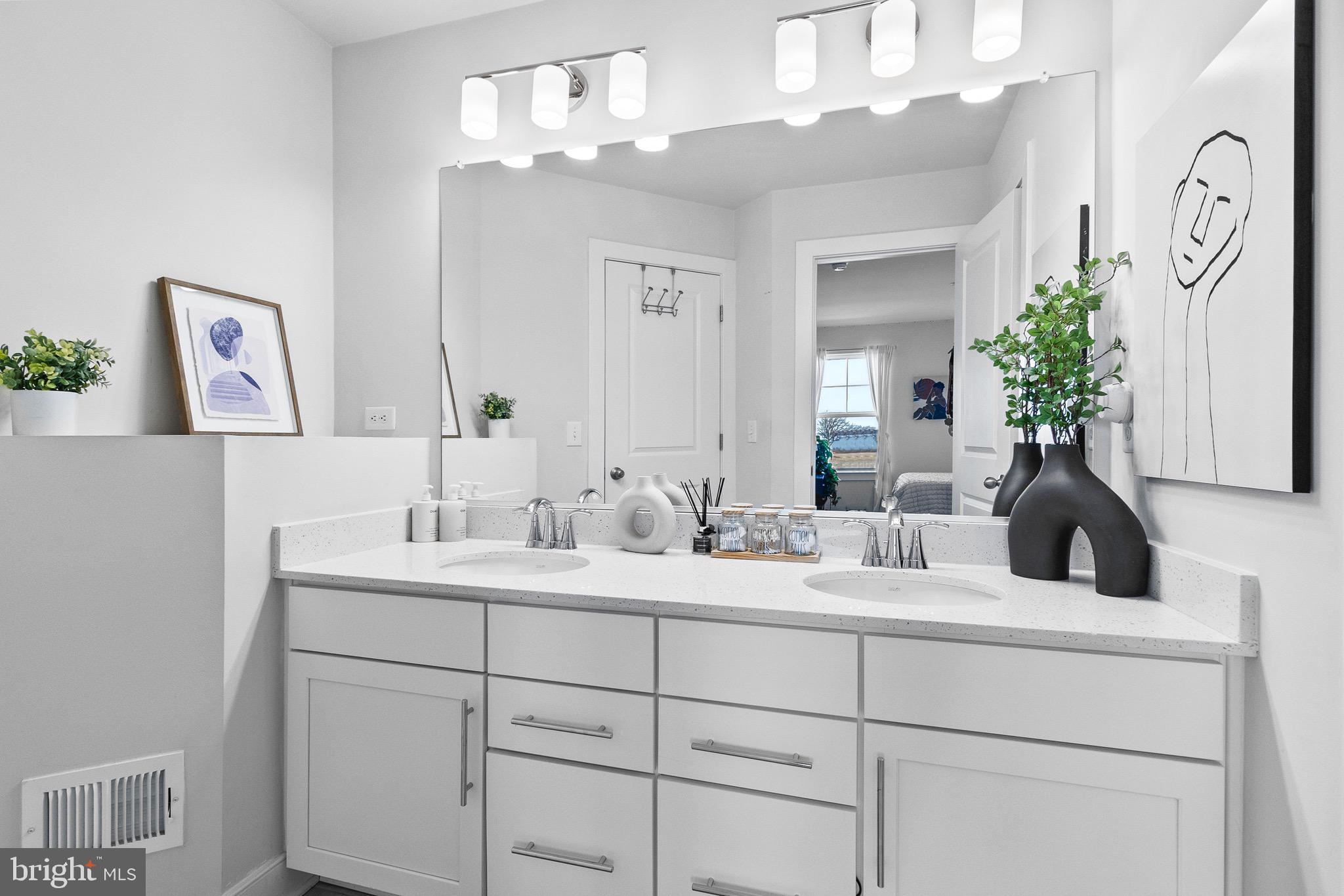 POTOMAC SHORES - Residential