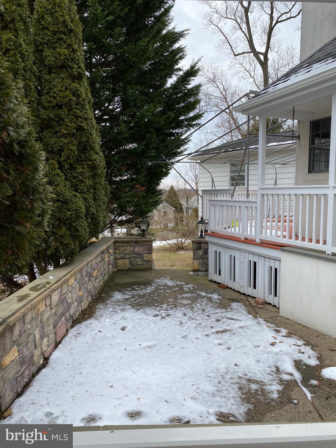 ABINGTON WOODS - Residential