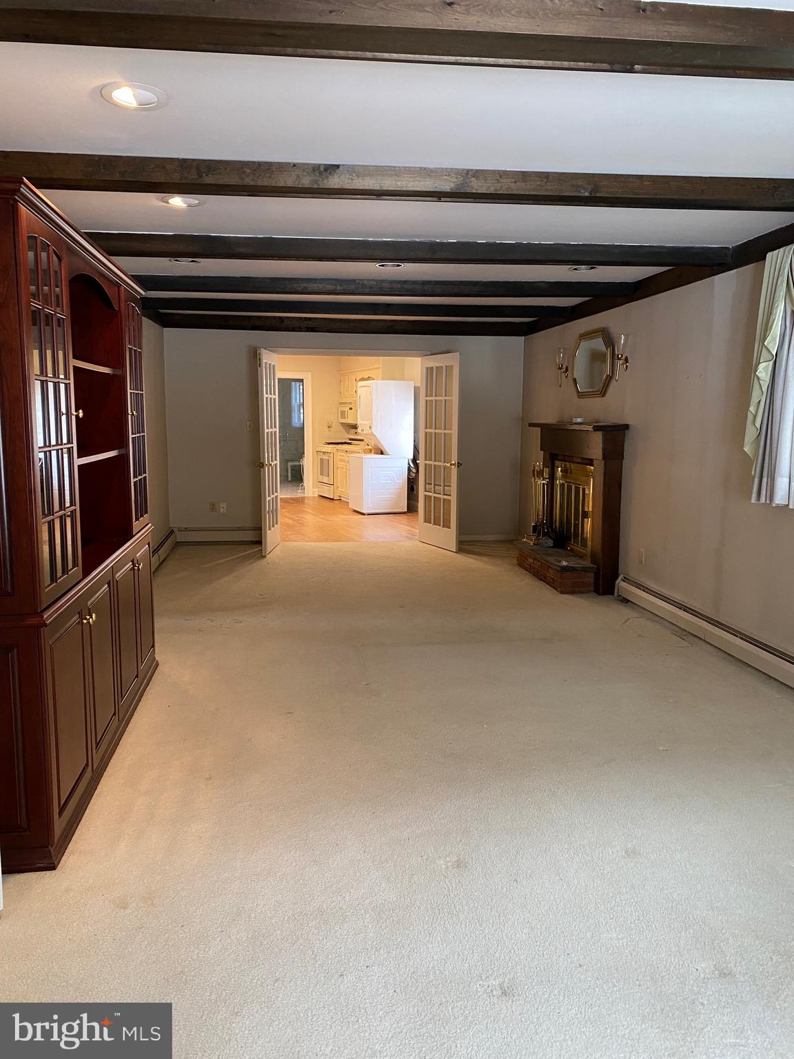 ABINGTON WOODS - Residential
