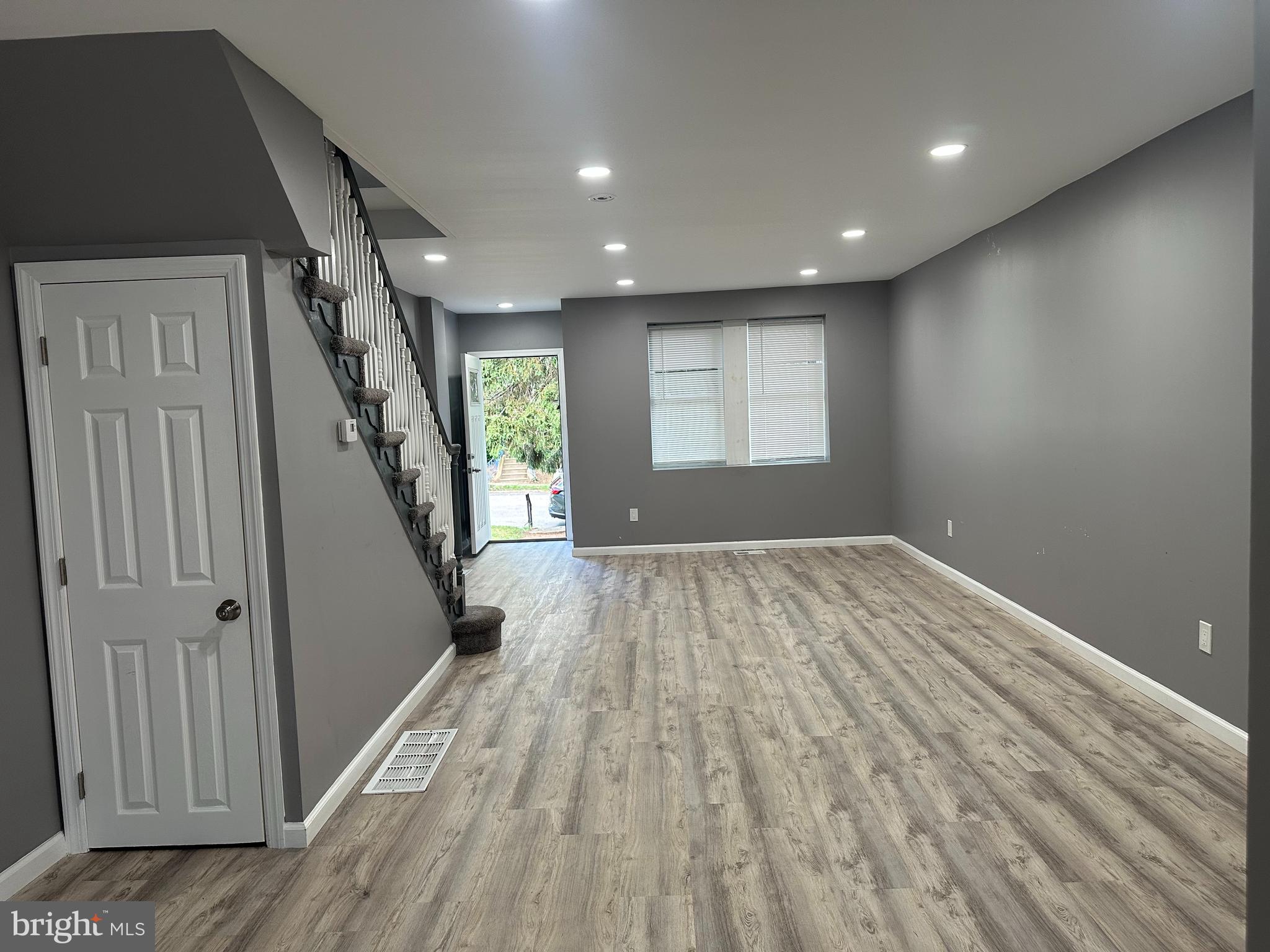 CASTOR GARDENS - Residential
