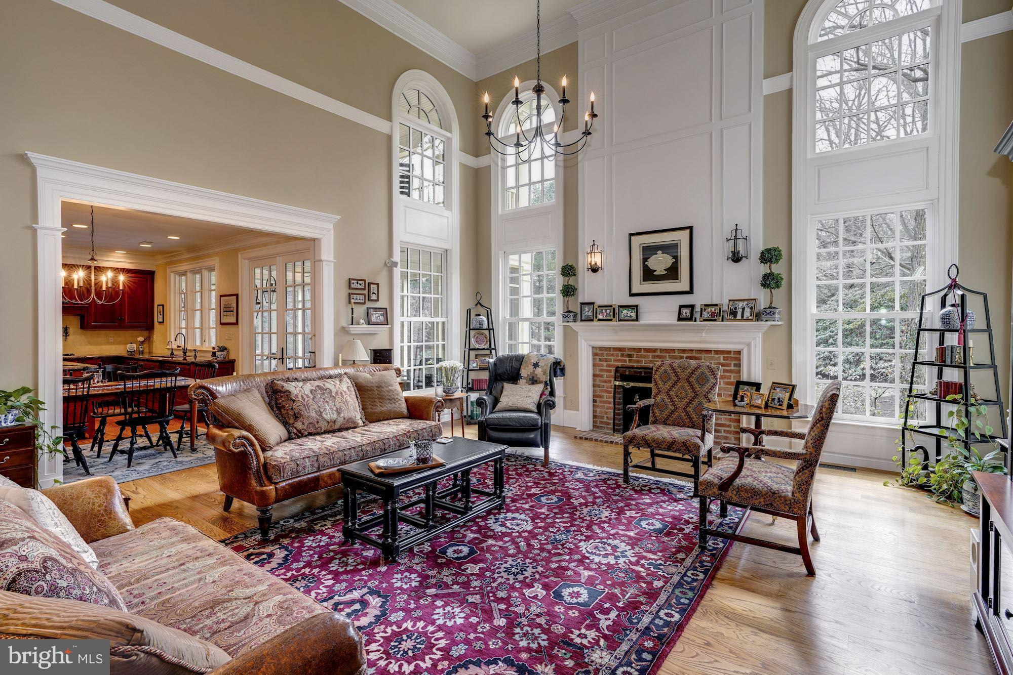 FALLS POINTE - Residential