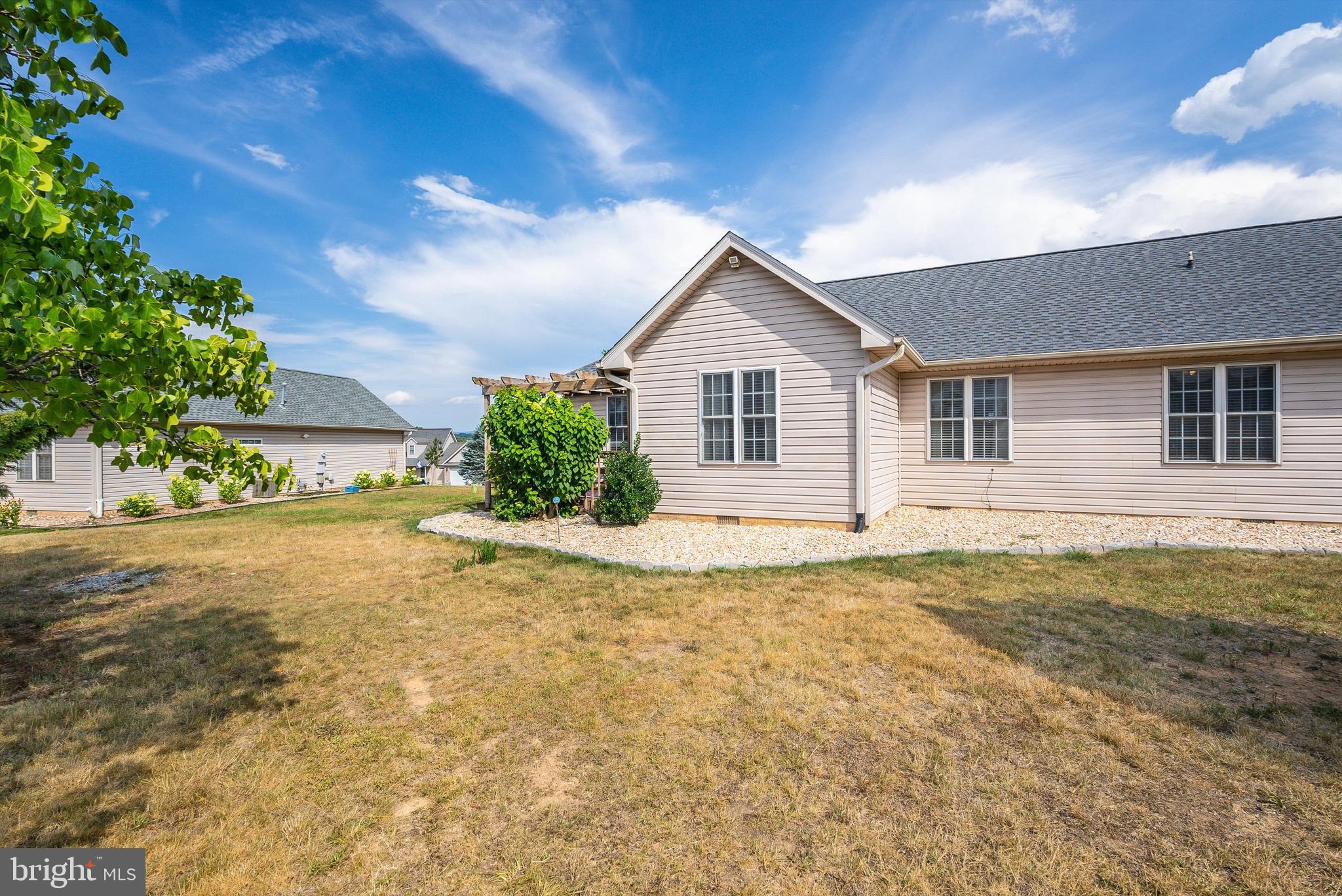 ENCHANTED VIEW ESTATES - Residential