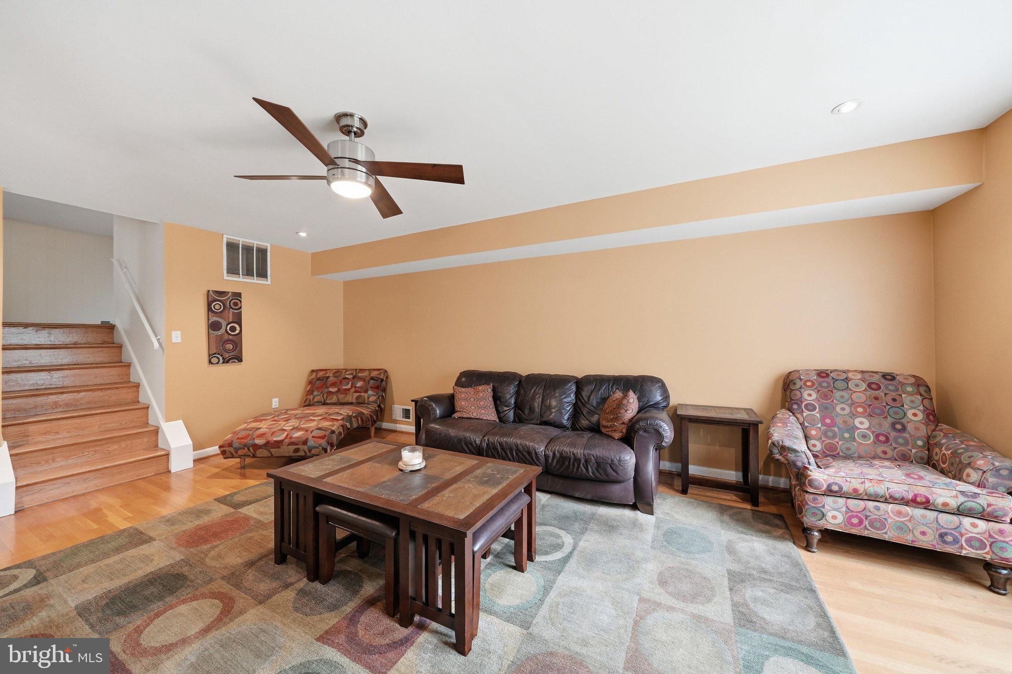 KEMP MILL ESTATES - Residential