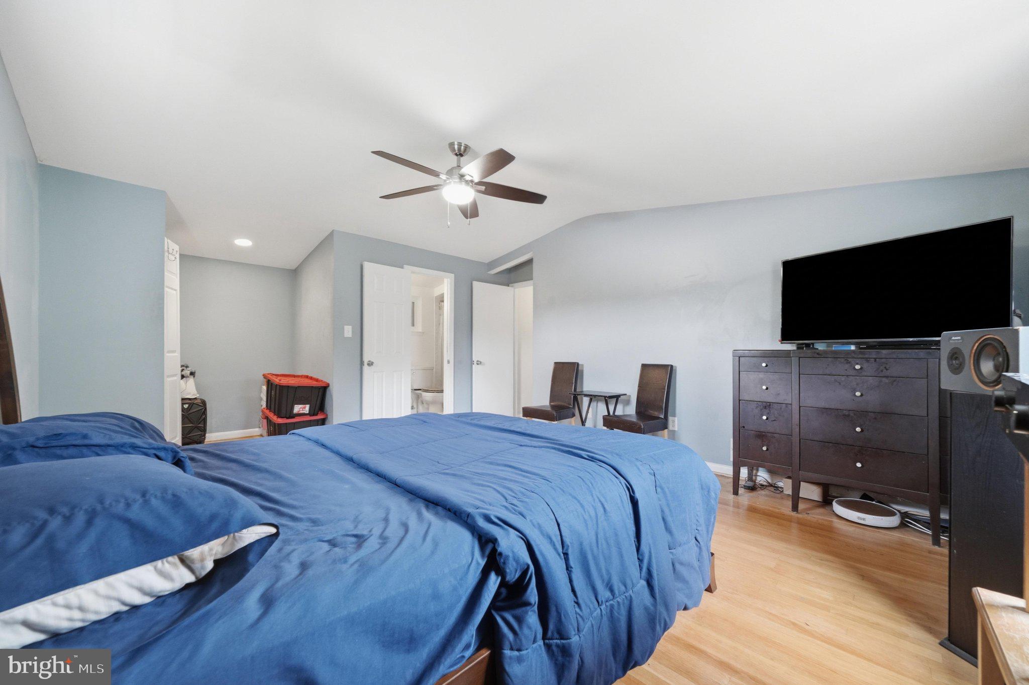 KEMP MILL ESTATES - Residential