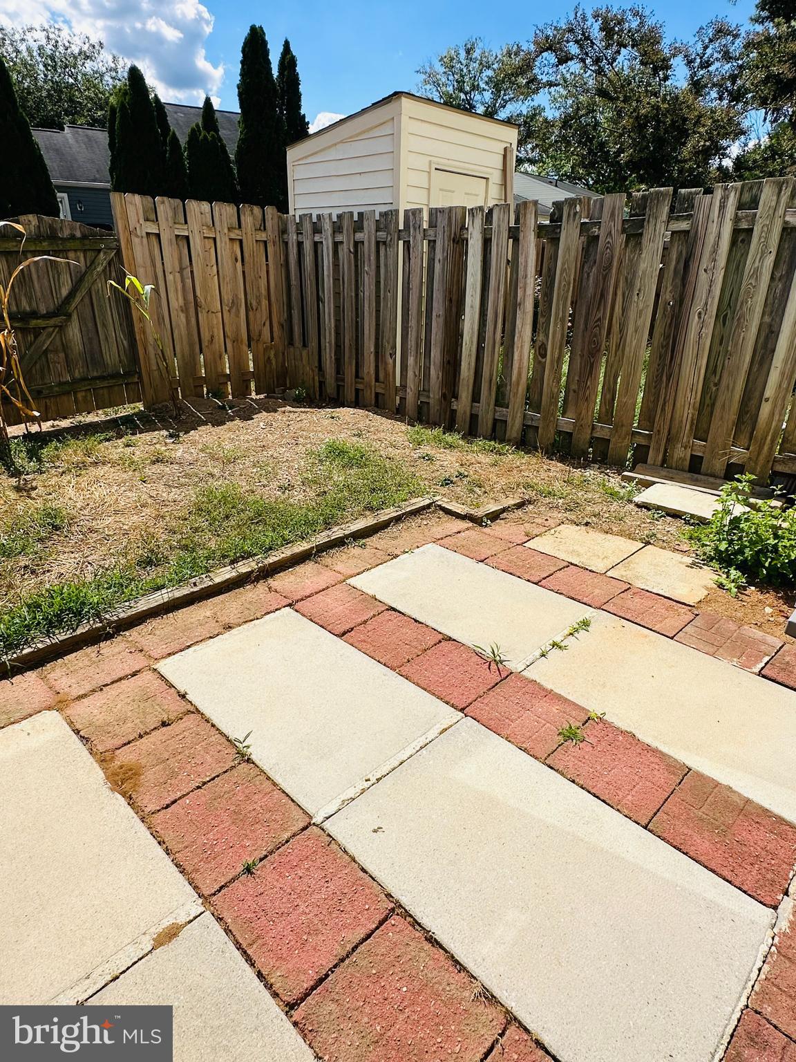 FARMBROOK - Residential Lease