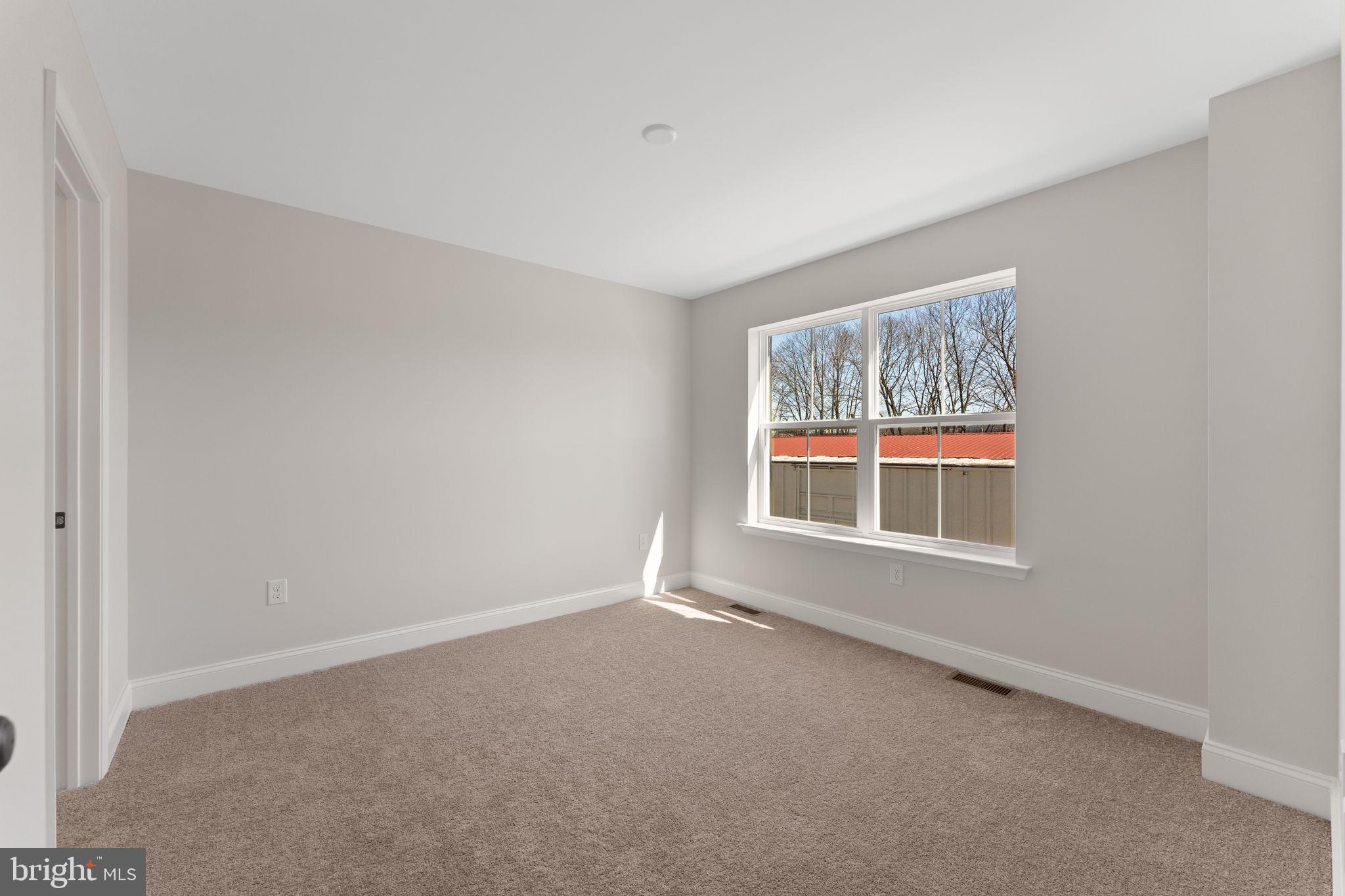 PERRY MILL - Residential