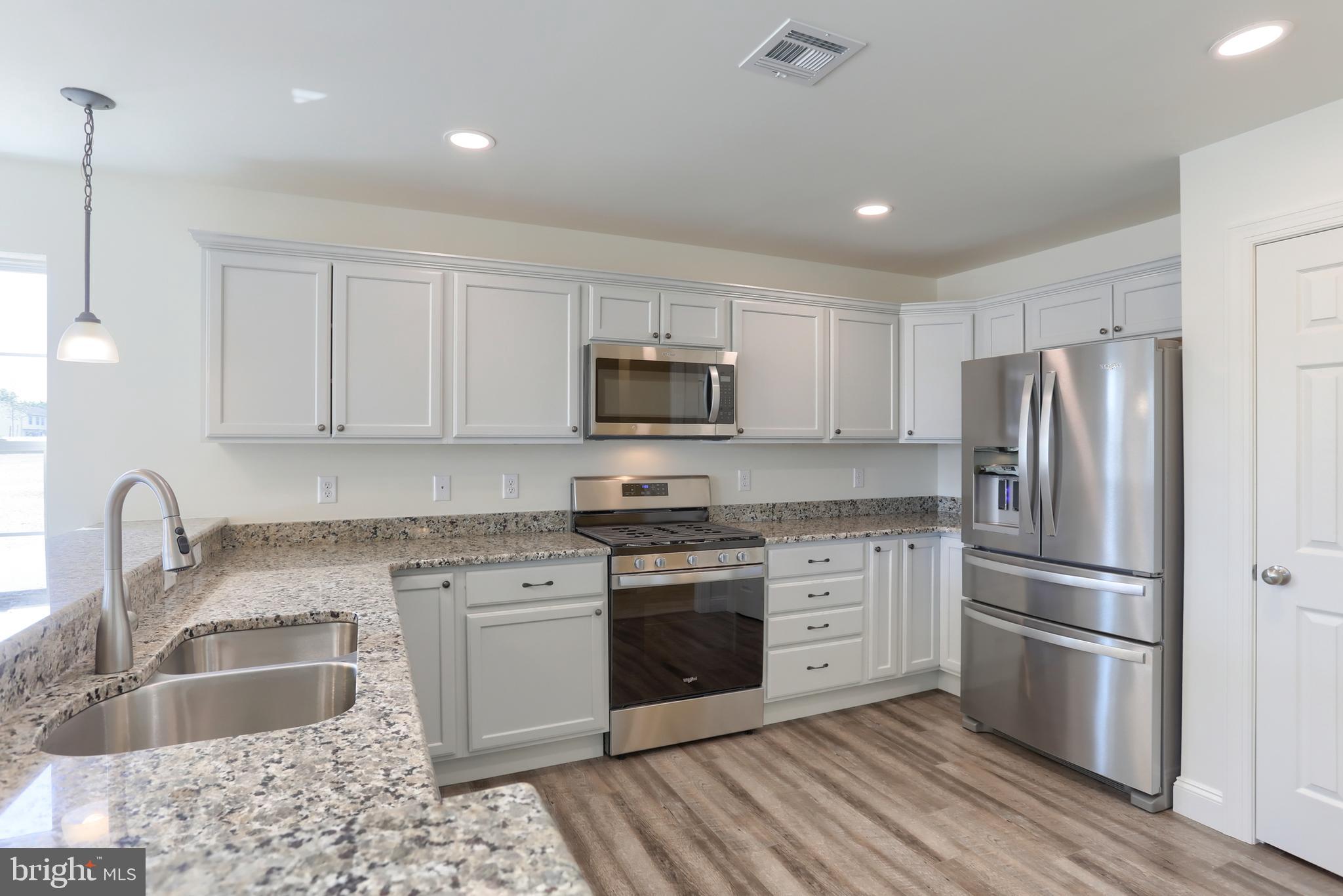 MEADOW LANE FARMS - Residential