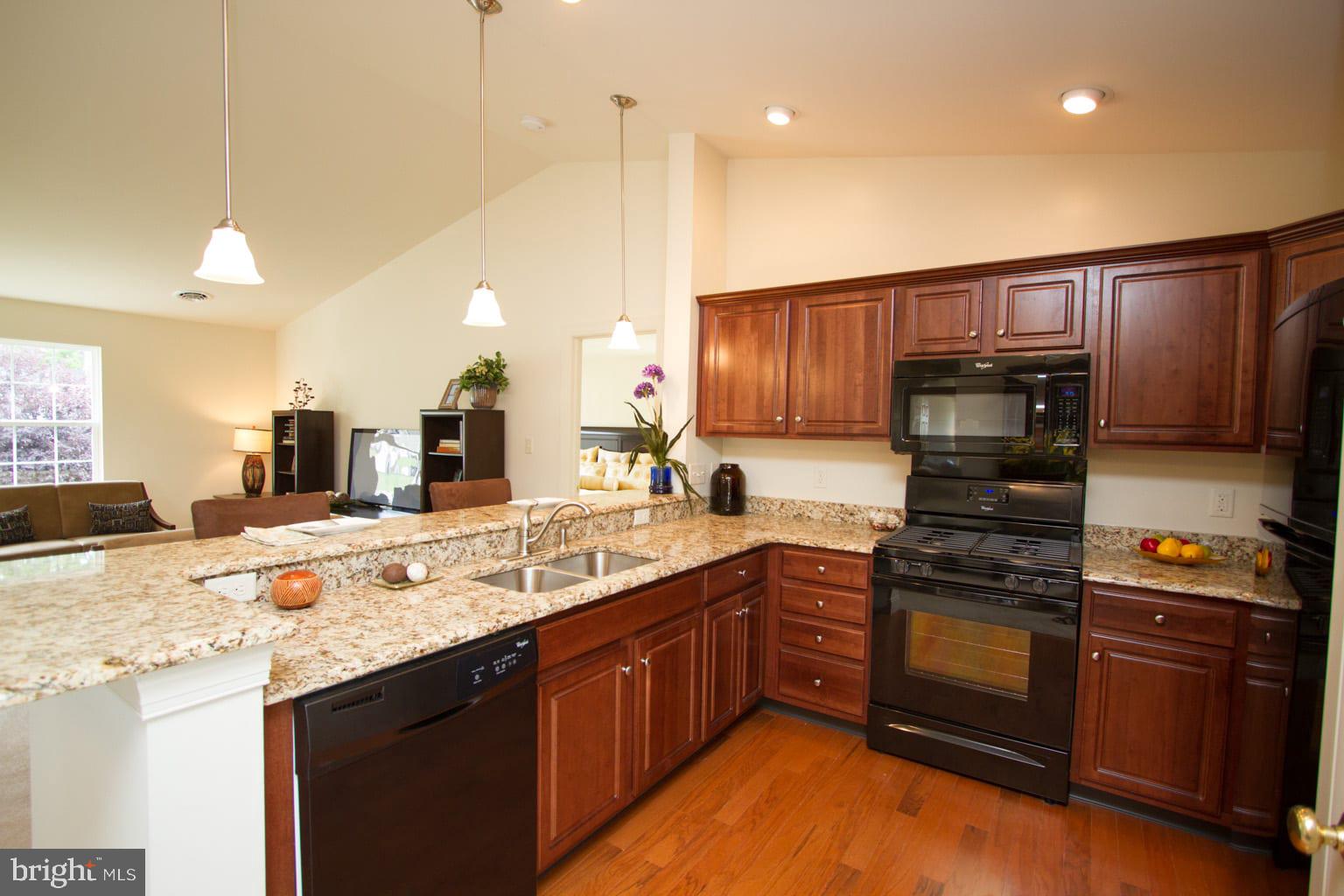 MEADOW LANE FARMS - Residential