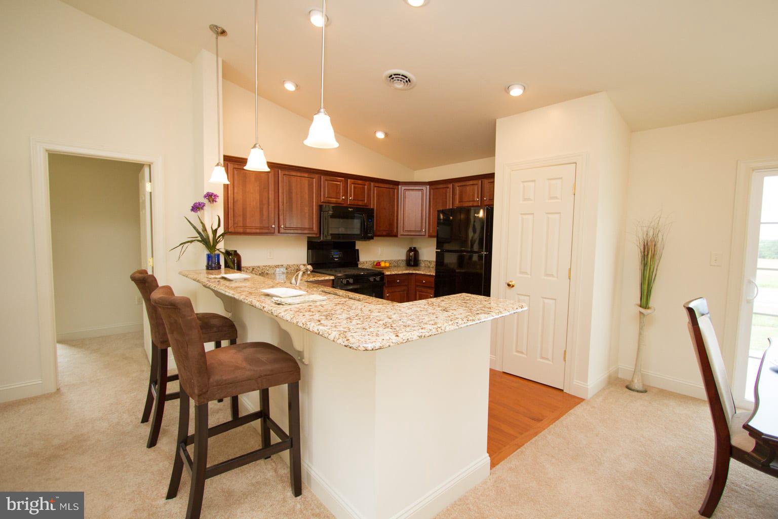 MEADOW LANE FARMS - Residential