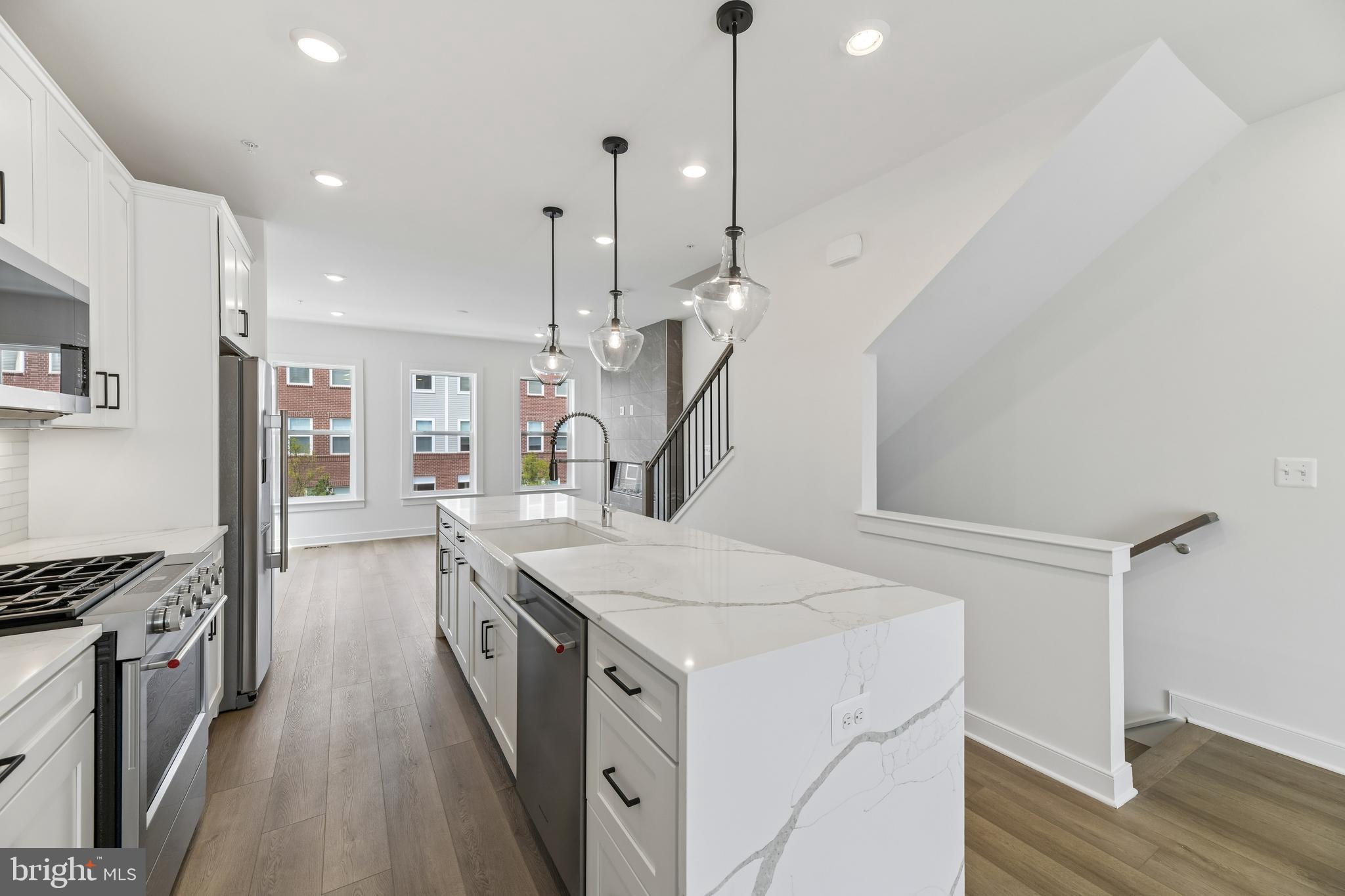 FARMSTEAD DISTRICT - Residential