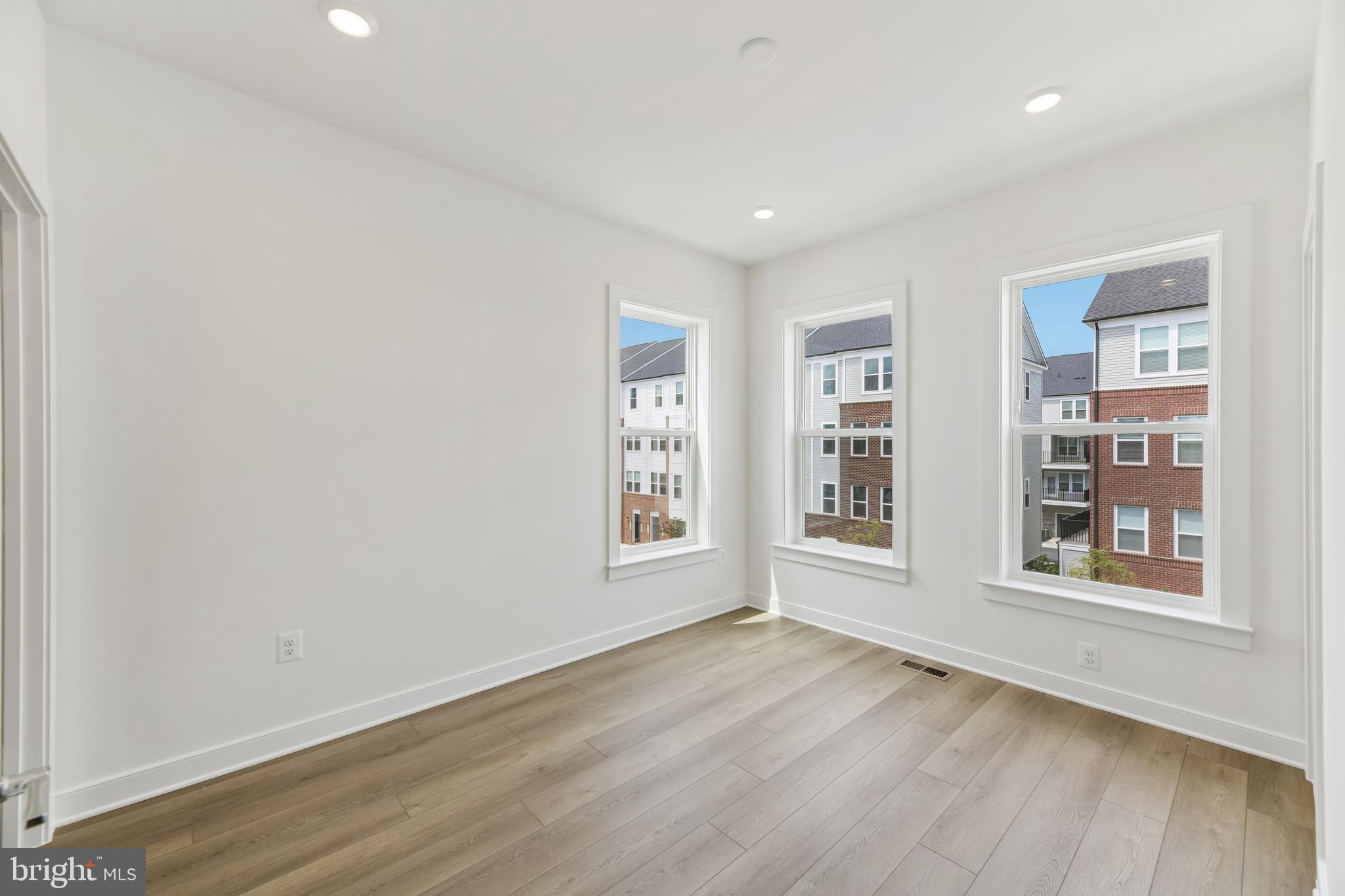 FARMSTEAD DISTRICT - Residential
